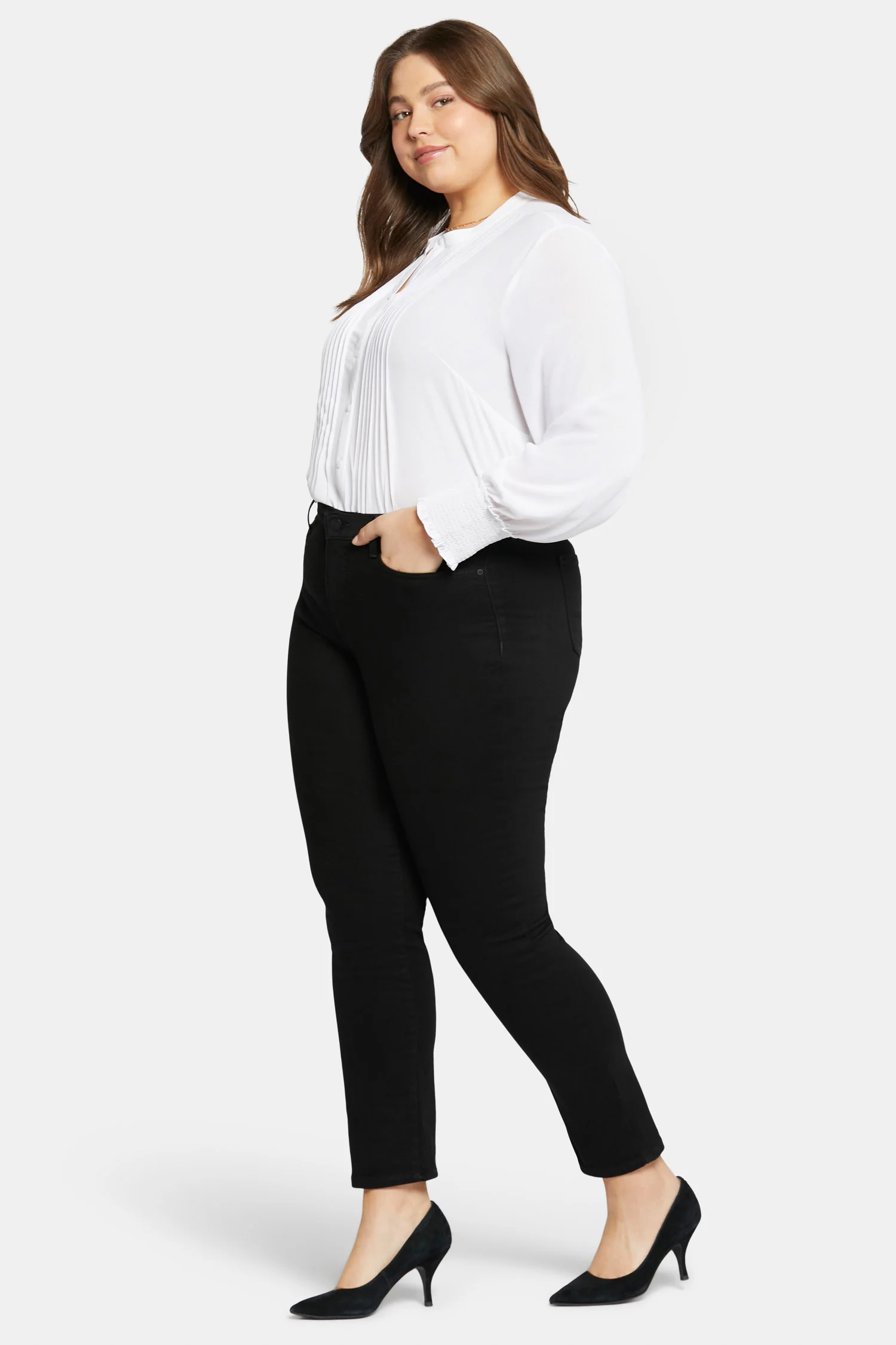 1003-sheri-slim-jeans-in-plus-size-black-1.webp