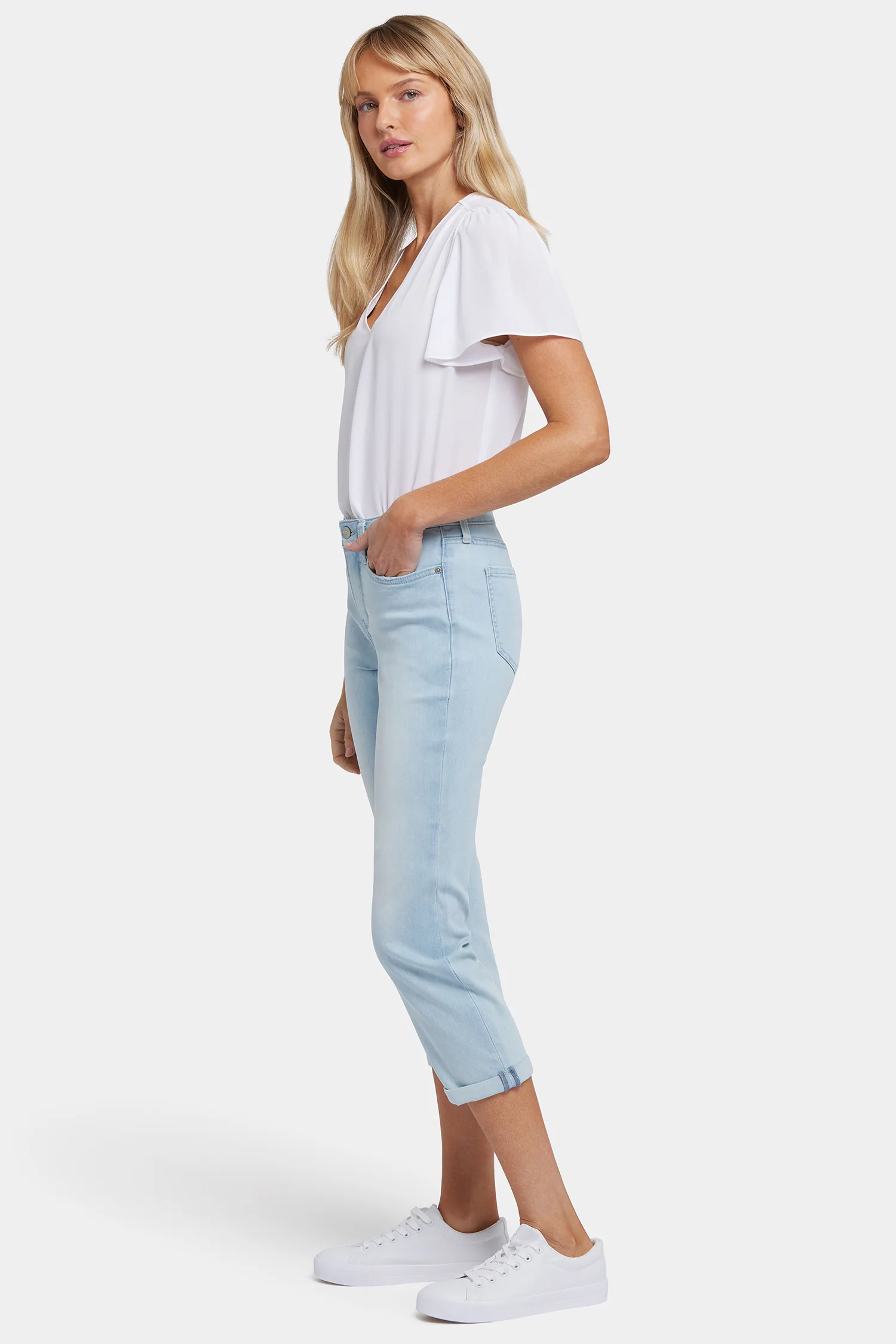 10062-chloe-skinny-capri-jeans-in-petite-clear-waters-1.webp