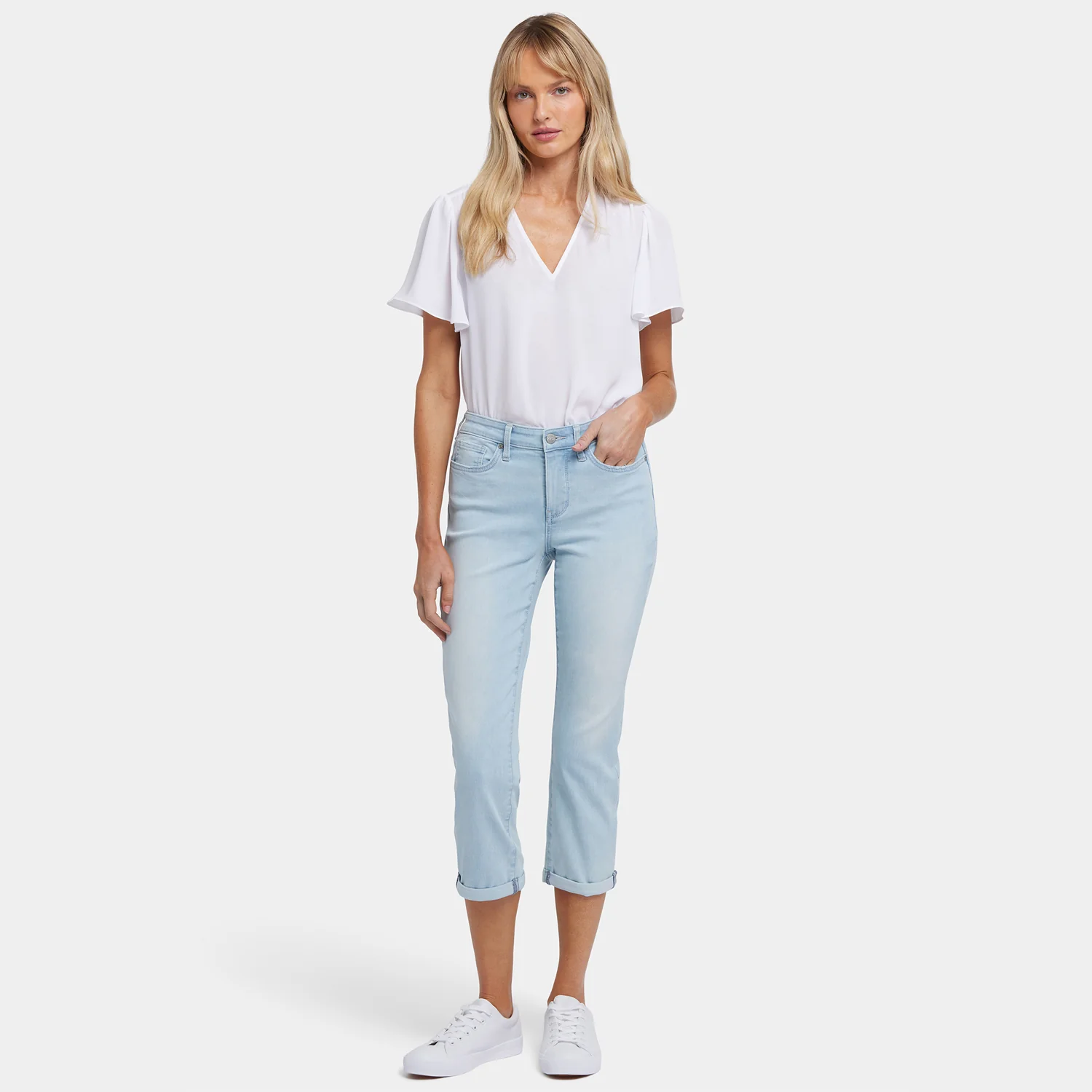 10062-chloe-skinny-capri-jeans-in-petite-clear-waters-1.webp