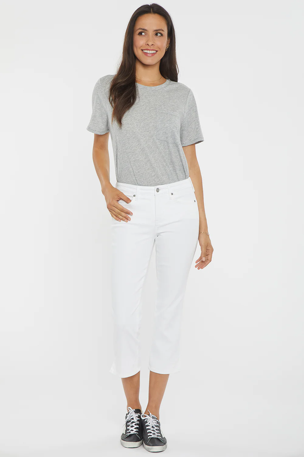 Chloe Capri Jeans In Petite - Optic White