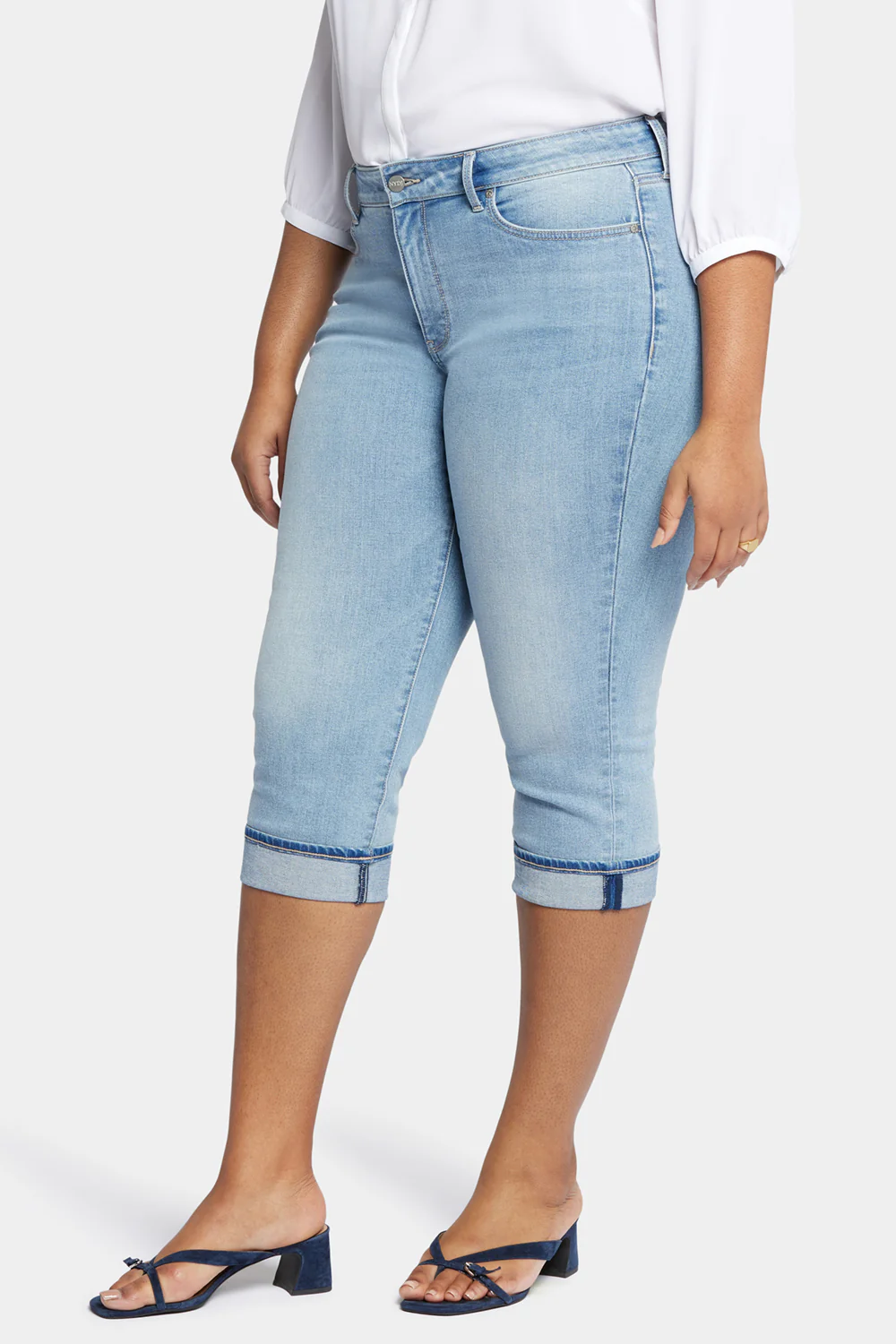 10086-marilyn-straight-crop-jeans-in-plus-size-afterglow-1.webp