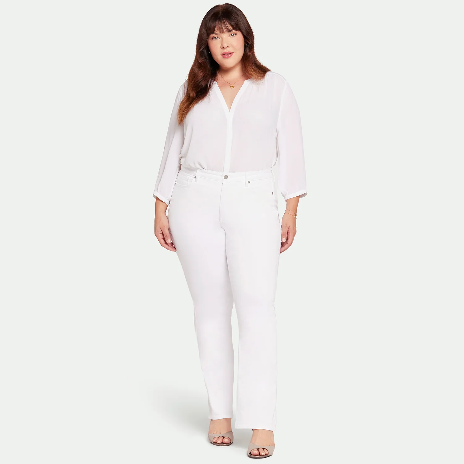 10192-barbara-bootcut-jeans-in-plus-size-optic-white-1.webp