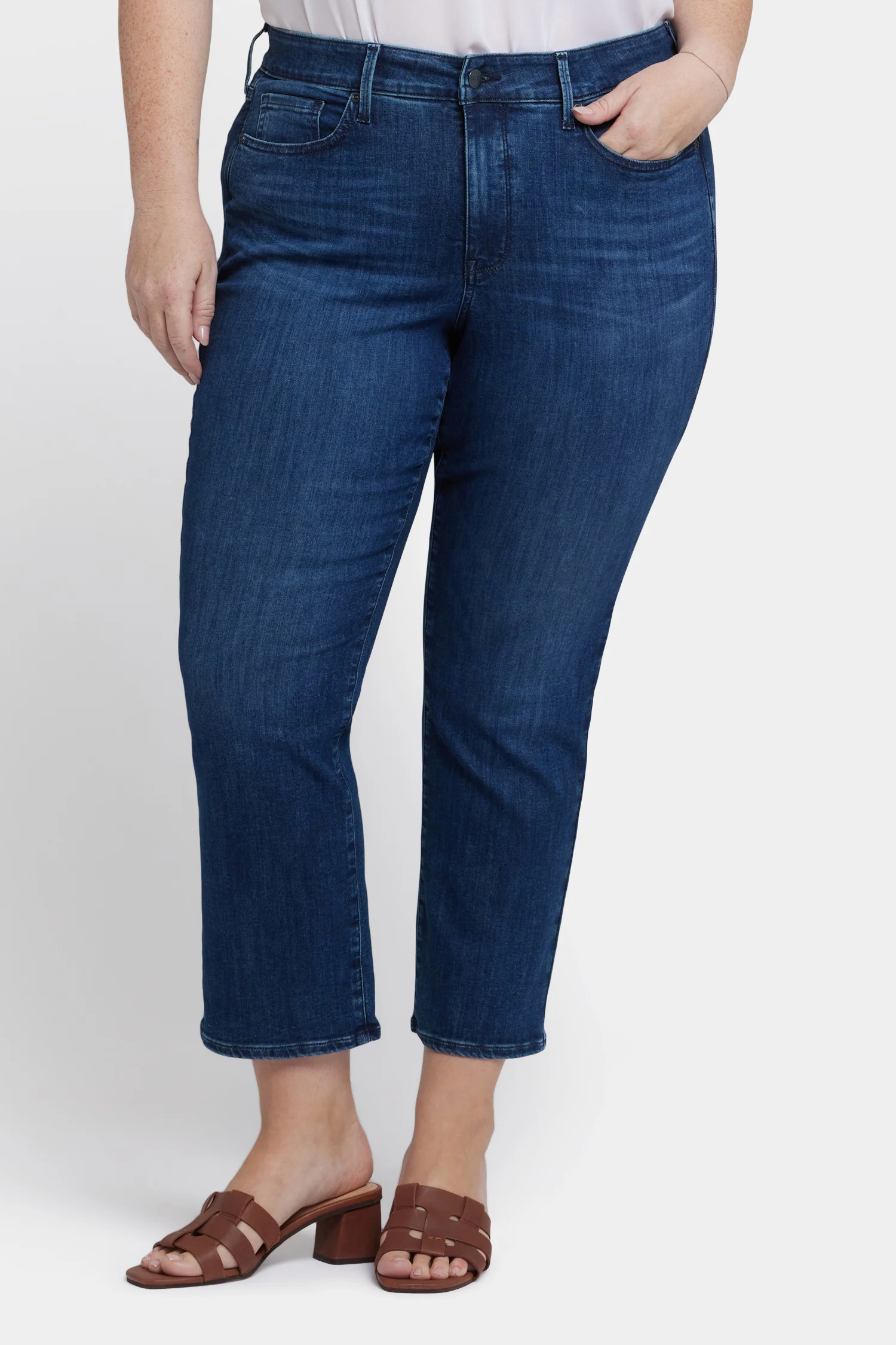 10240-marilyn-straight-ankle-jeans-in-plus-size-ibiza-blues-1.webp