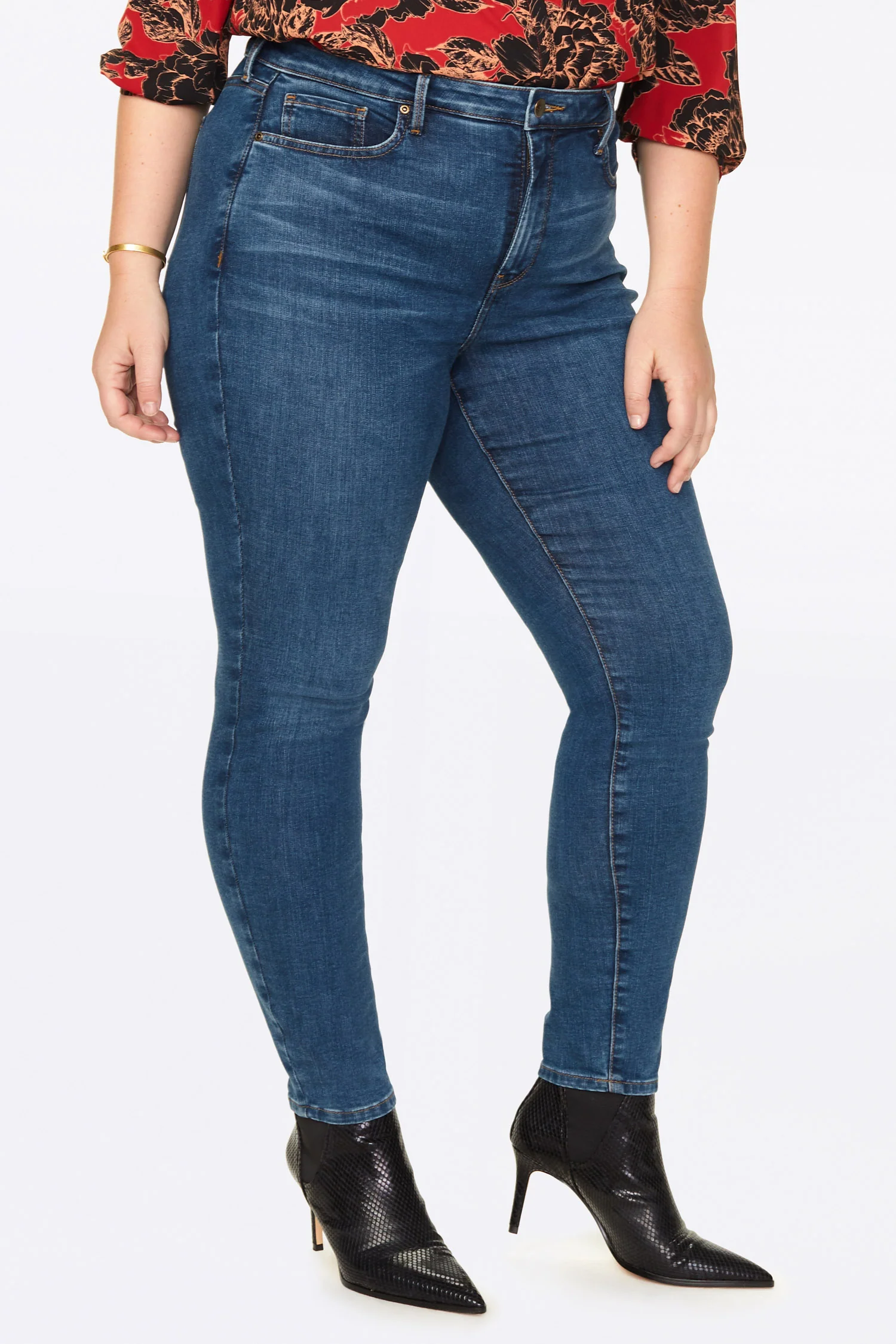10249-ami-skinny-jeans-in-plus-size-presidio-1.webp