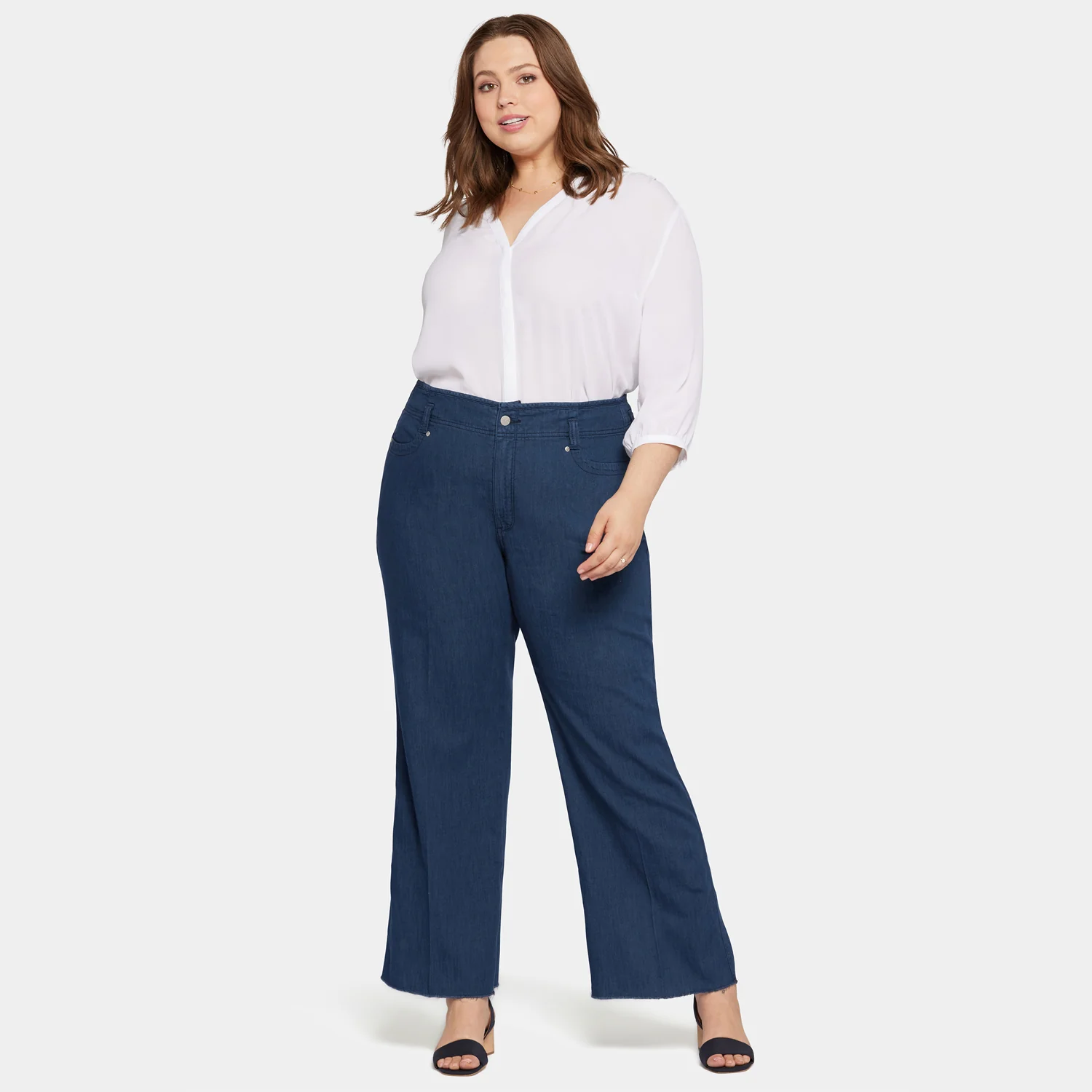 10308-teresa-wide-leg-jeans-in-plus-size-serendipity-1.webp