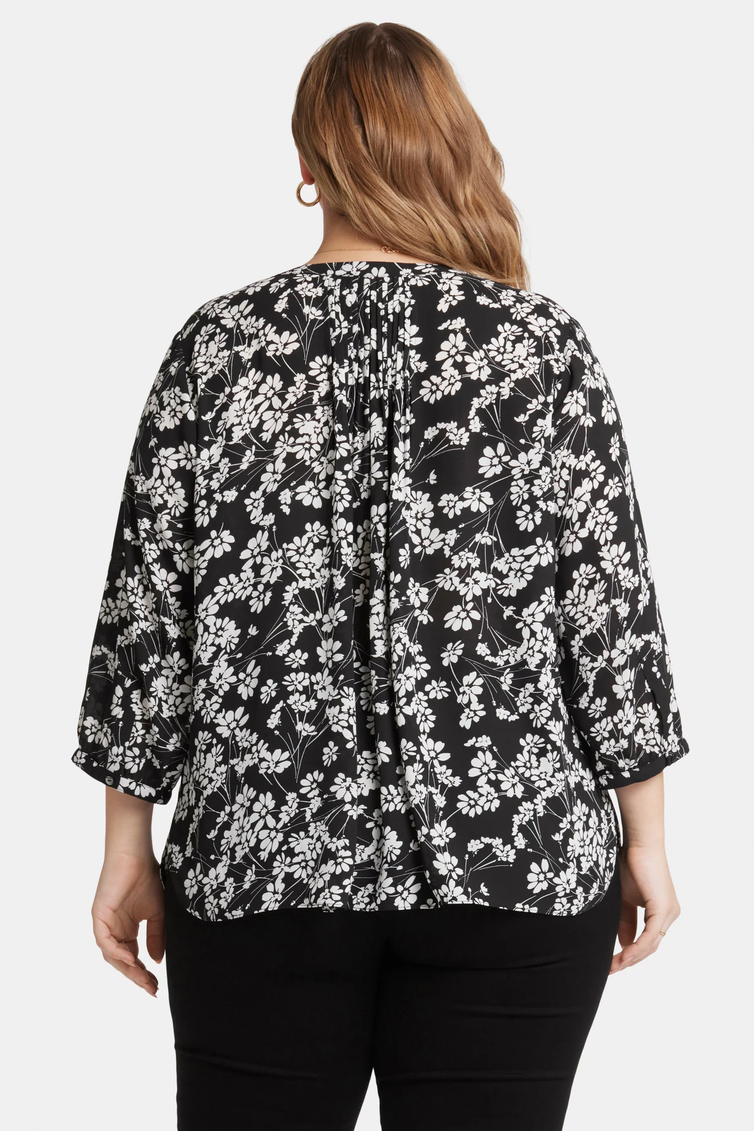 10479-pintuck-blouse-in-plus-size-stefania-1.webp