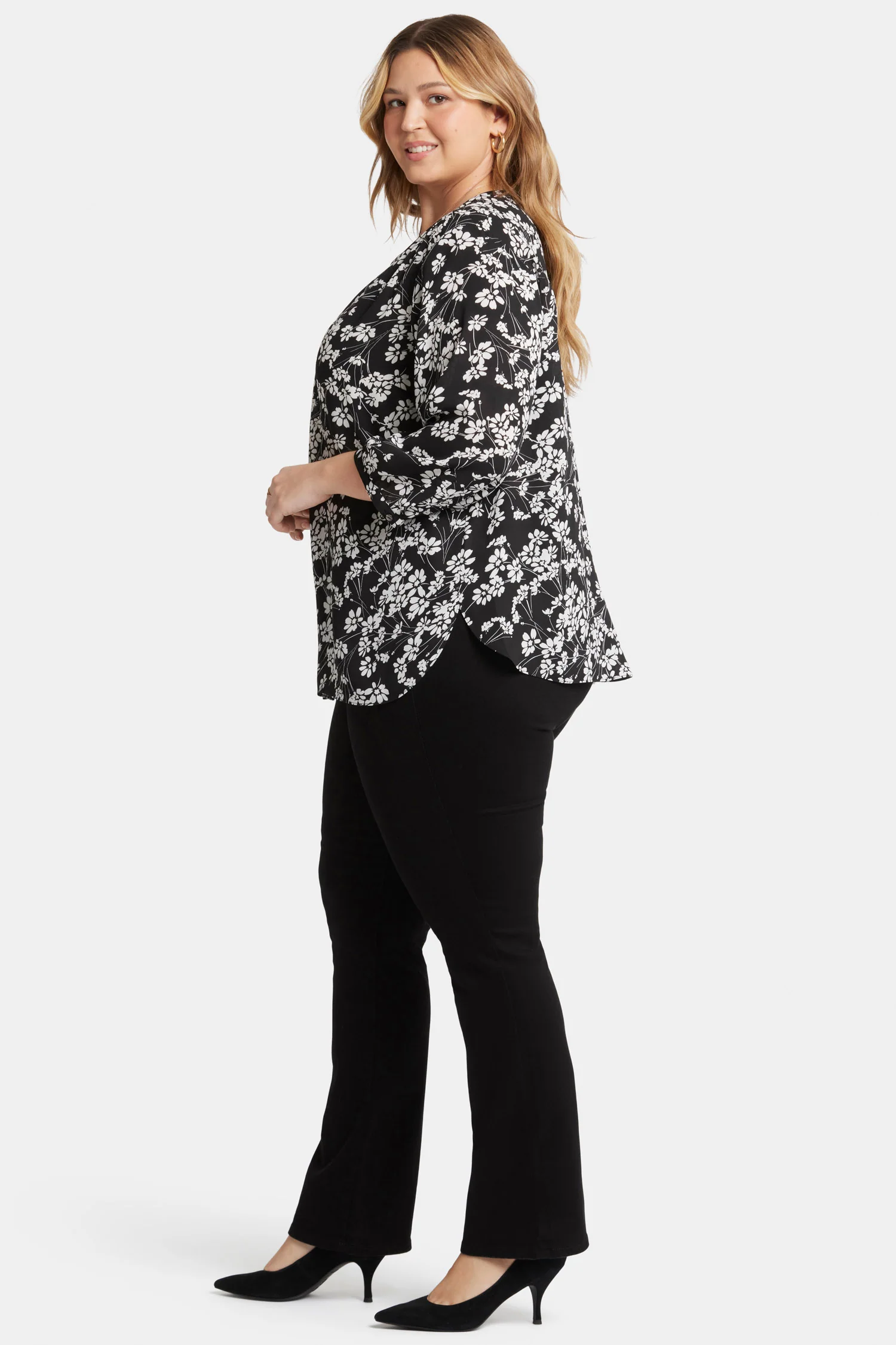 10479-pintuck-blouse-in-plus-size-stefania-1.webp