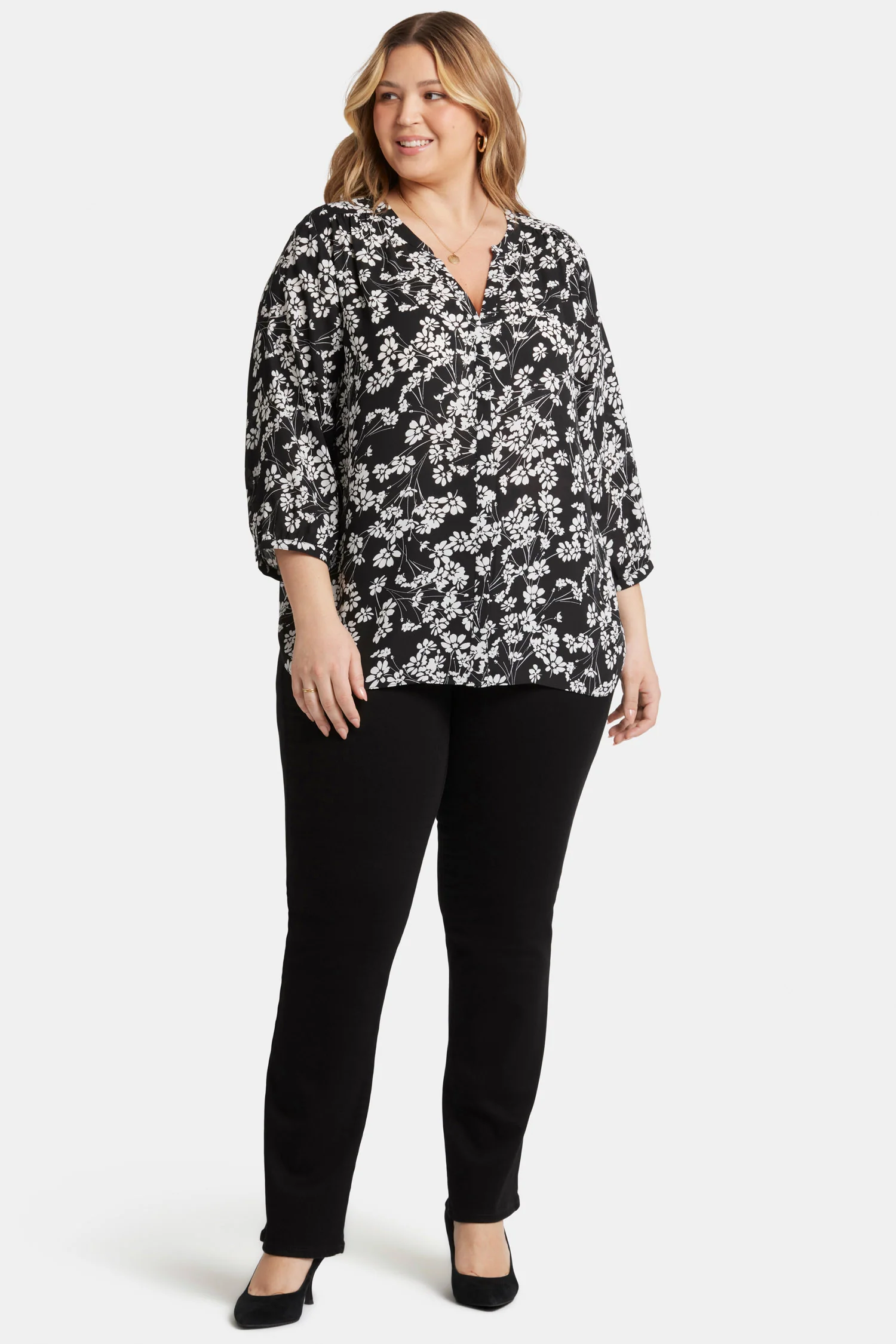 10479-pintuck-blouse-in-plus-size-stefania-1.webp