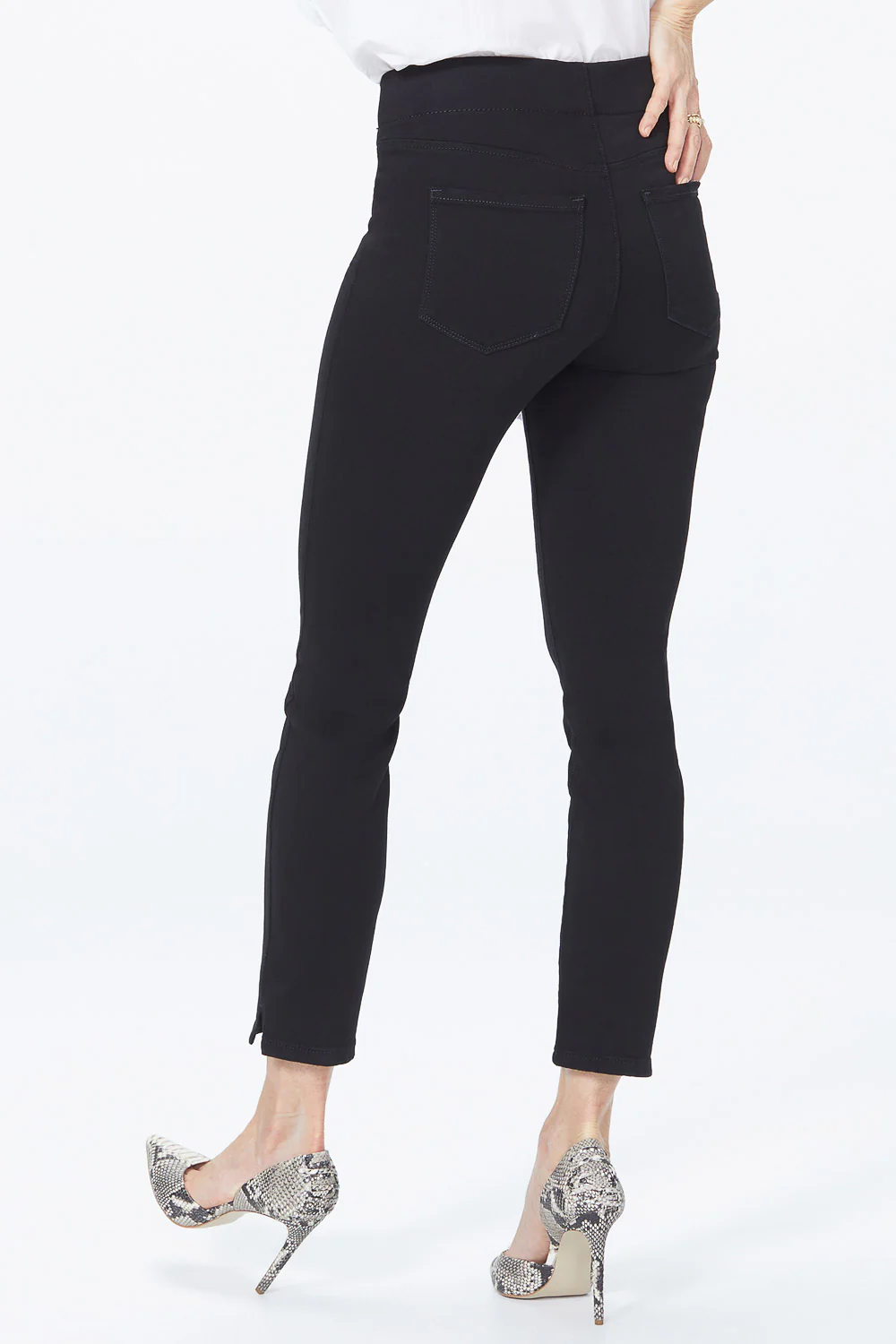 Alina Skinny Ankle Pull-On Pants - Black