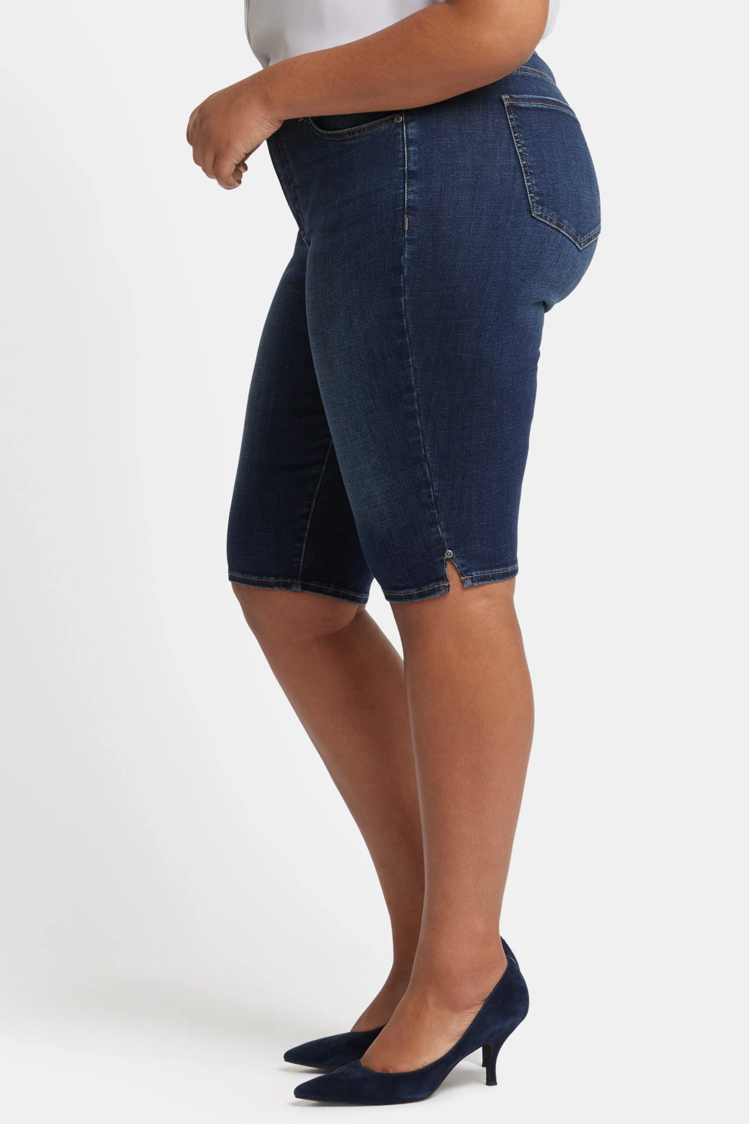 10759-sophie-bike-capri-jeans-in-plus-size-lotus-gardens-1.webp