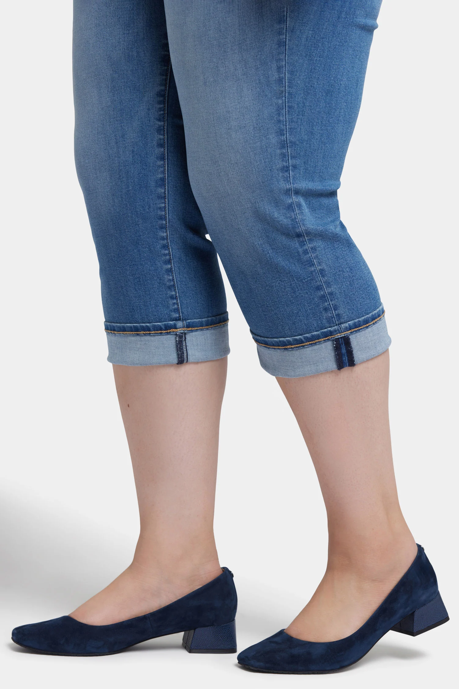 10784-marilyn-straight-crop-jeans-in-plus-size-water-canyon-1.webp