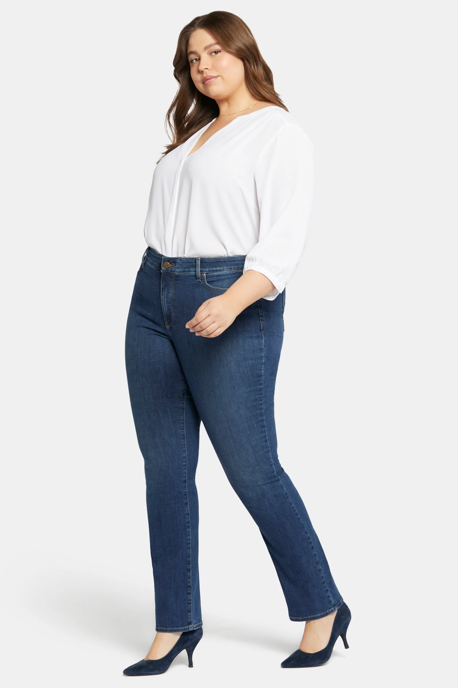 109-marilyn-straight-jeans-in-plus-size-cooper-1.webp