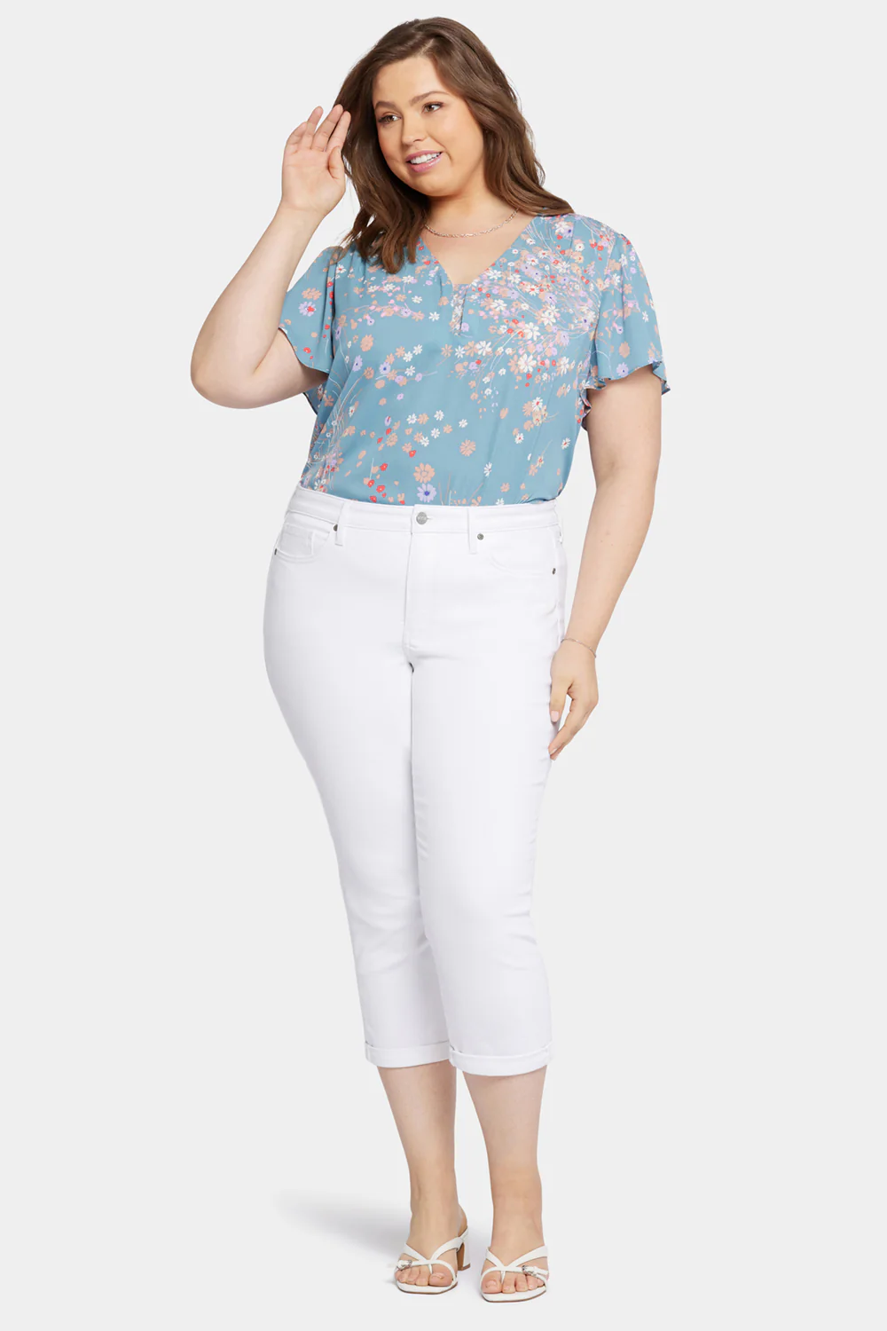11029-chloe-skinny-capri-jeans-in-plus-size-optic-white-1.webp