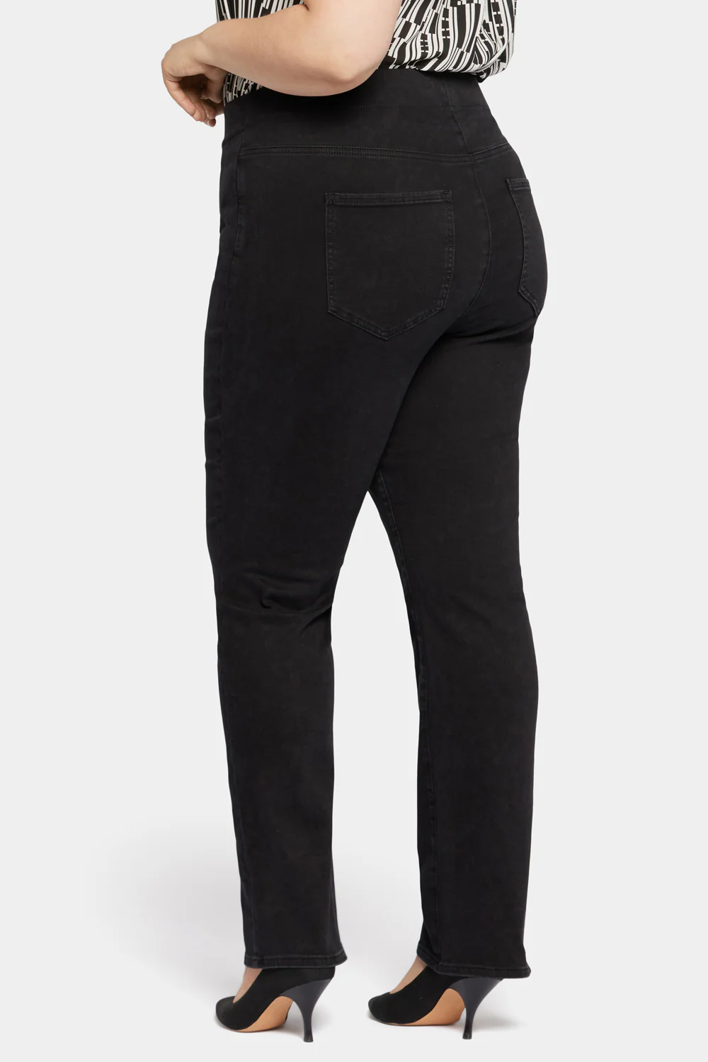 Pull-On Straight Pants In Plus Size - Stellar