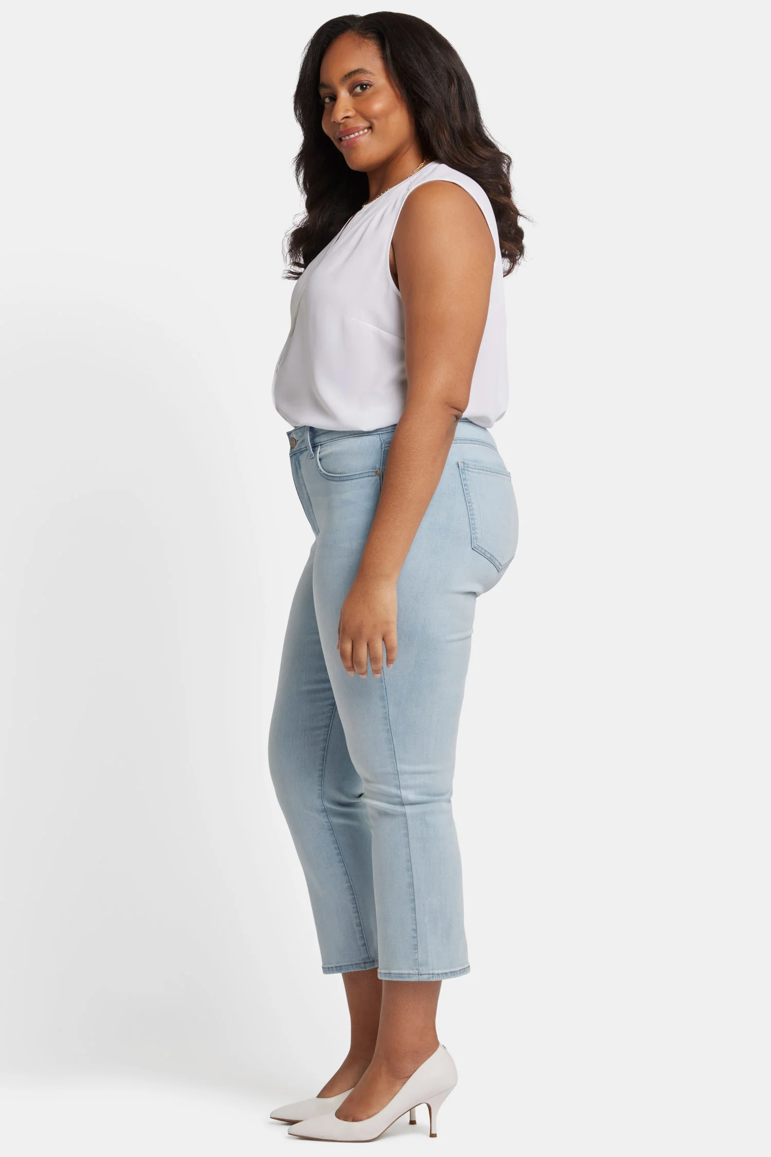 11054-marilyn-straight-ankle-jeans-in-plus-size-mykonos-1.webp