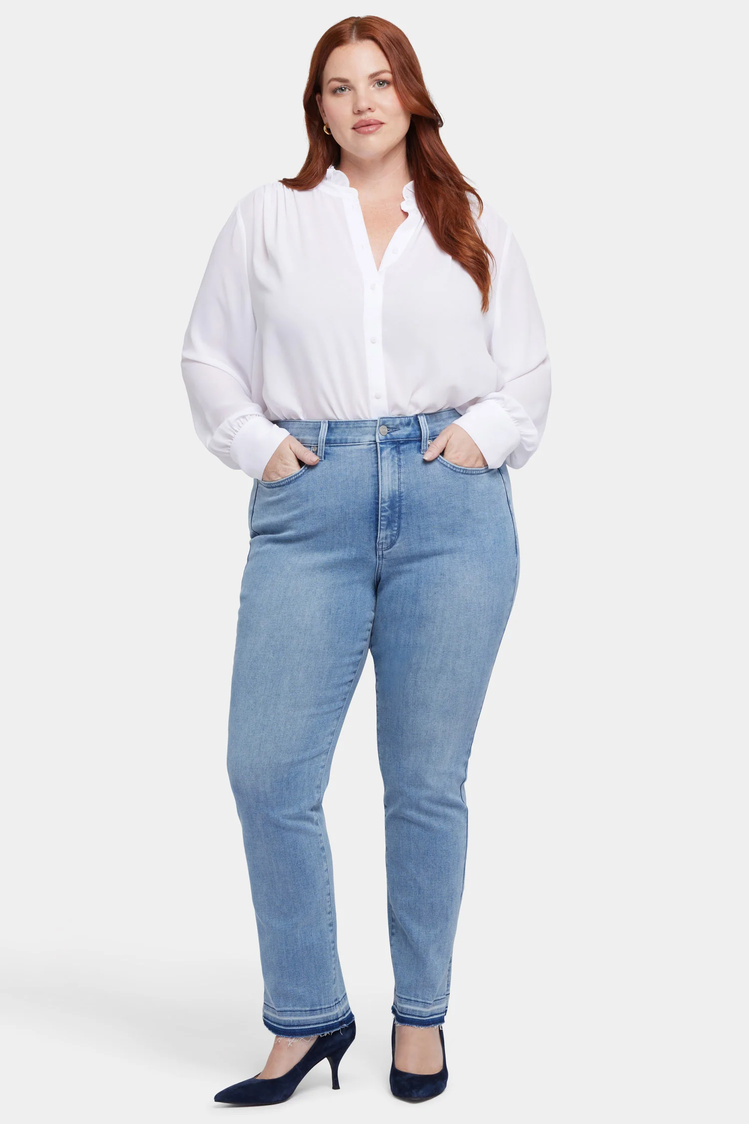 11149-marilyn-straight-jeans-in-plus-size-big-skies-1.webp