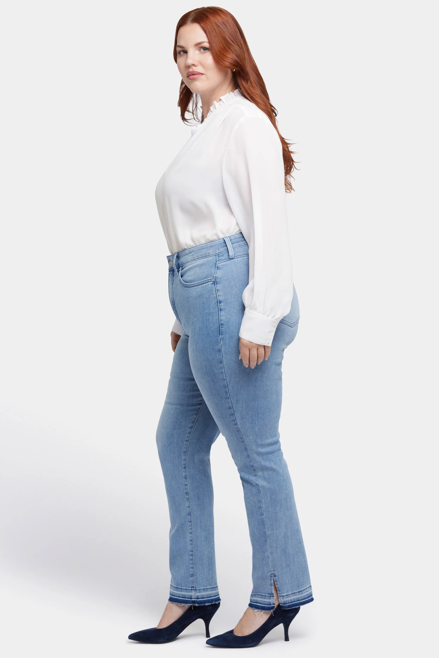 11149-marilyn-straight-jeans-in-plus-size-big-skies-1.webp