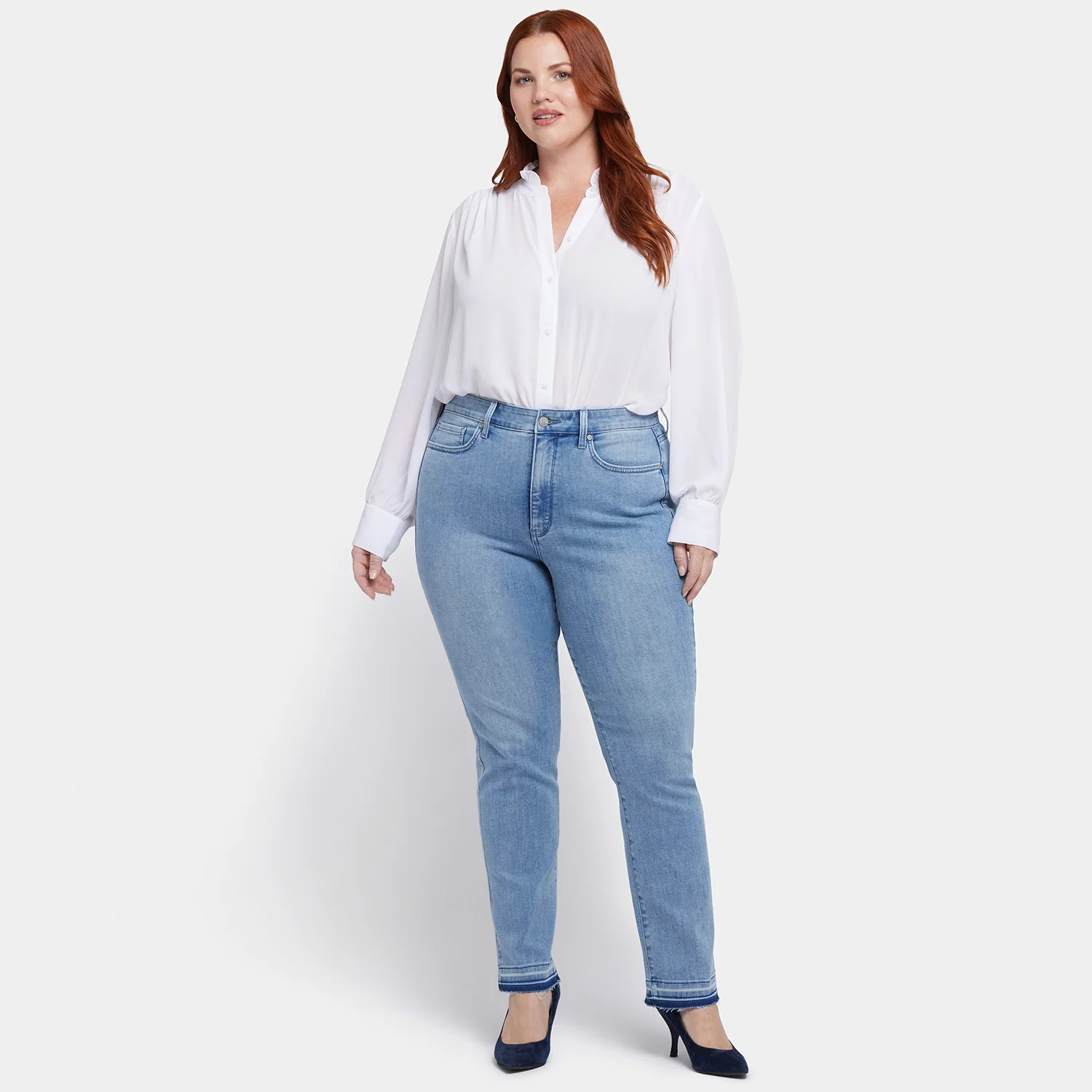 11149-marilyn-straight-jeans-in-plus-size-big-skies-1.webp