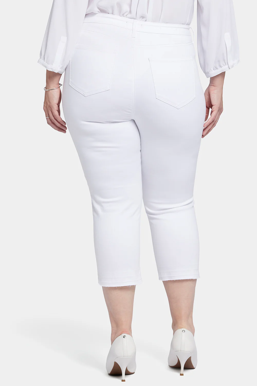 11366-chloe-capri-jeans-in-plus-size-optic-white-1.webp