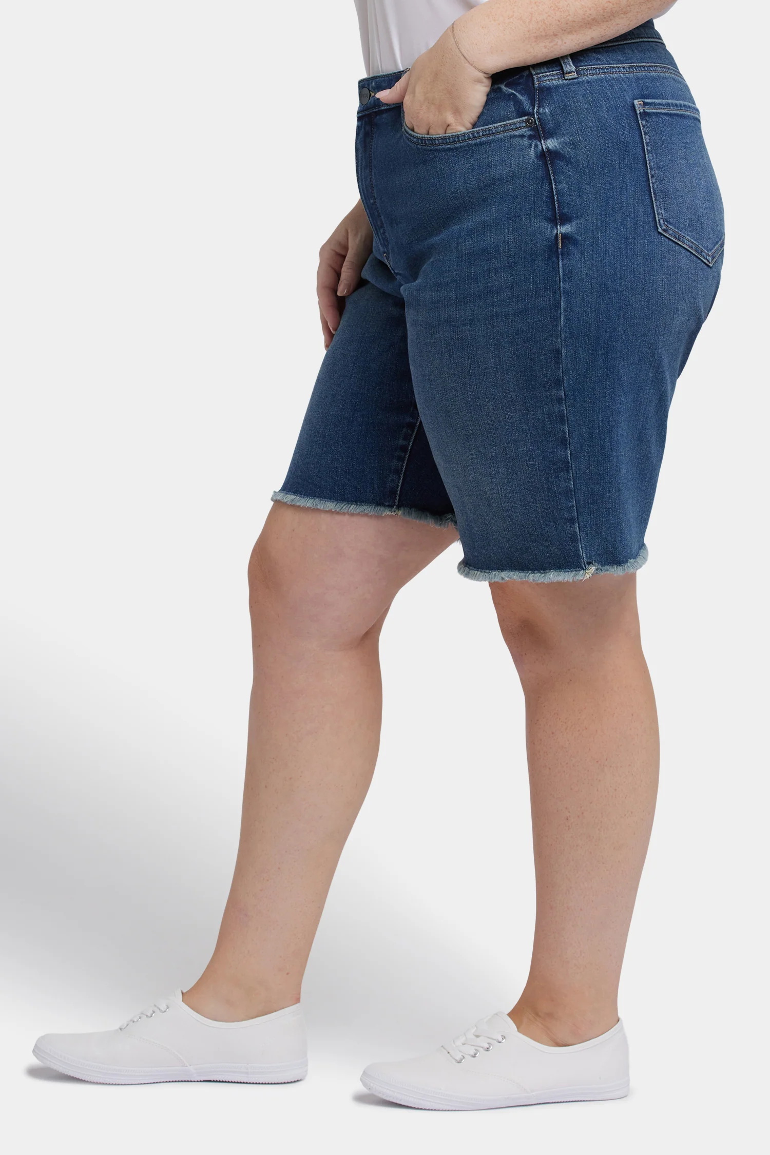 11513-lilly-denim-shorts-in-plus-size-rio-rapids-1.webp