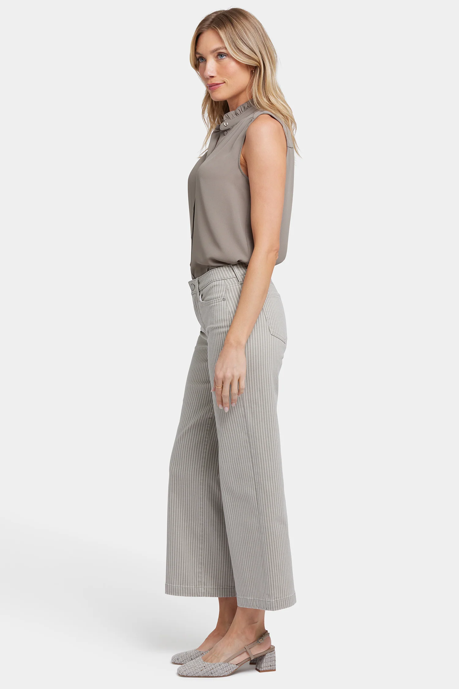 11672-teresa-wide-leg-ankle-jeans-in-petite-hidden-lodge-stripe-1.webp