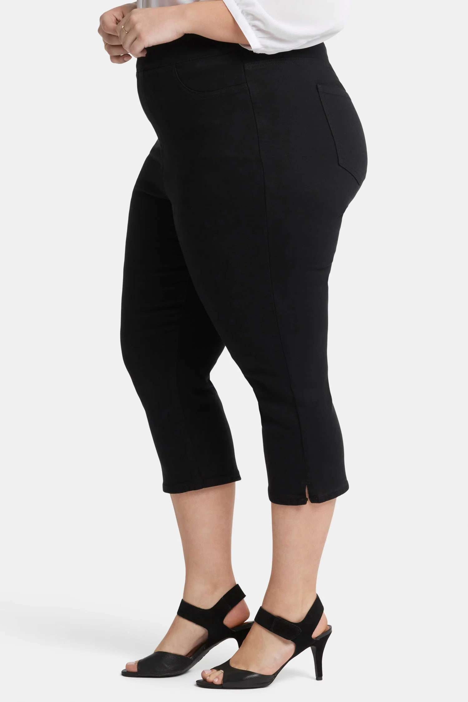 11705-dakota-crop-pull-on-jeans-in-plus-size-overdye-black-1.webp