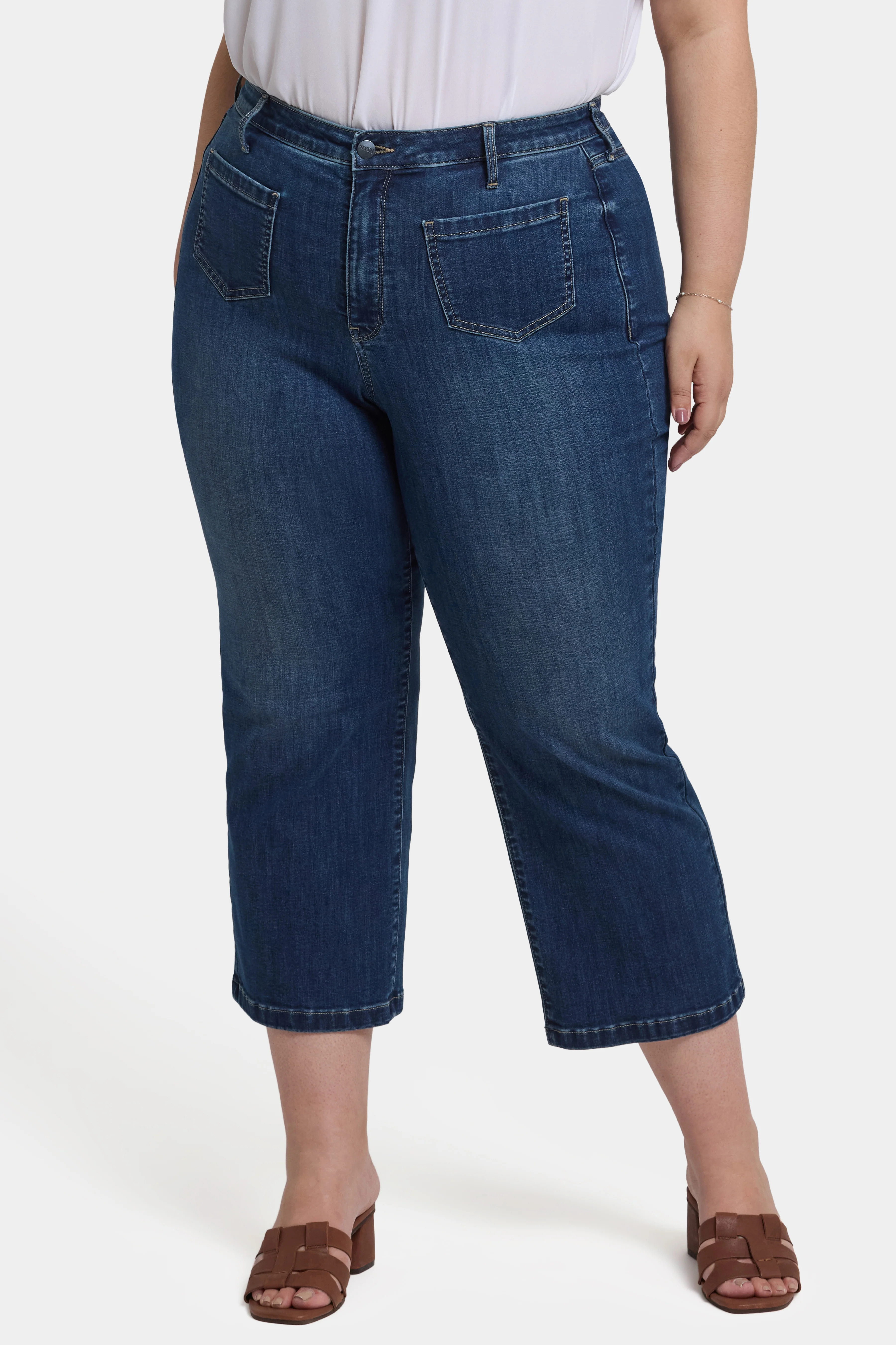 11779-coco-relaxed-wide-leg-crop-jeans-in-plus-size-rio-rapids-1.webp