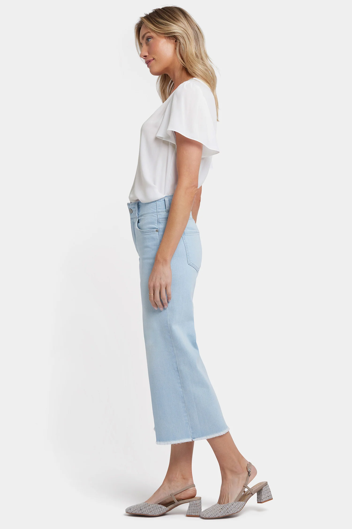 11841-brigitte-wide-leg-capri-jeans-in-petite-clear-waters-1.webp