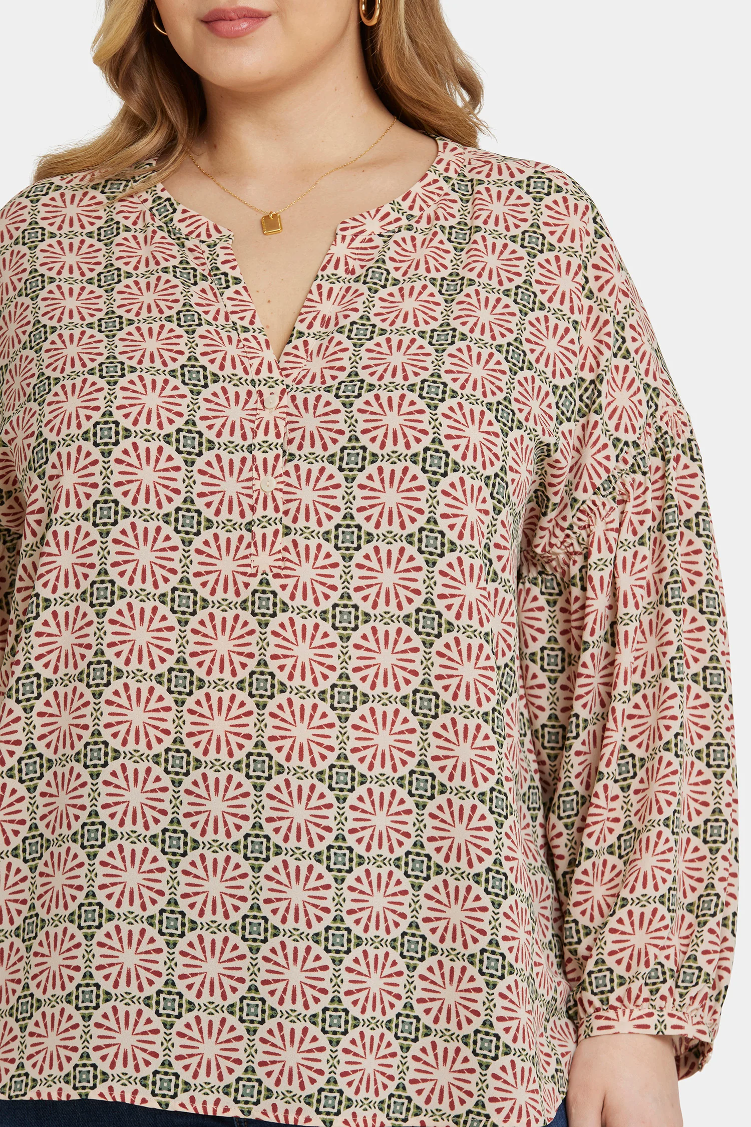 11911-paulina-peasant-blouse-in-plus-size-georgios-geo-1.webp