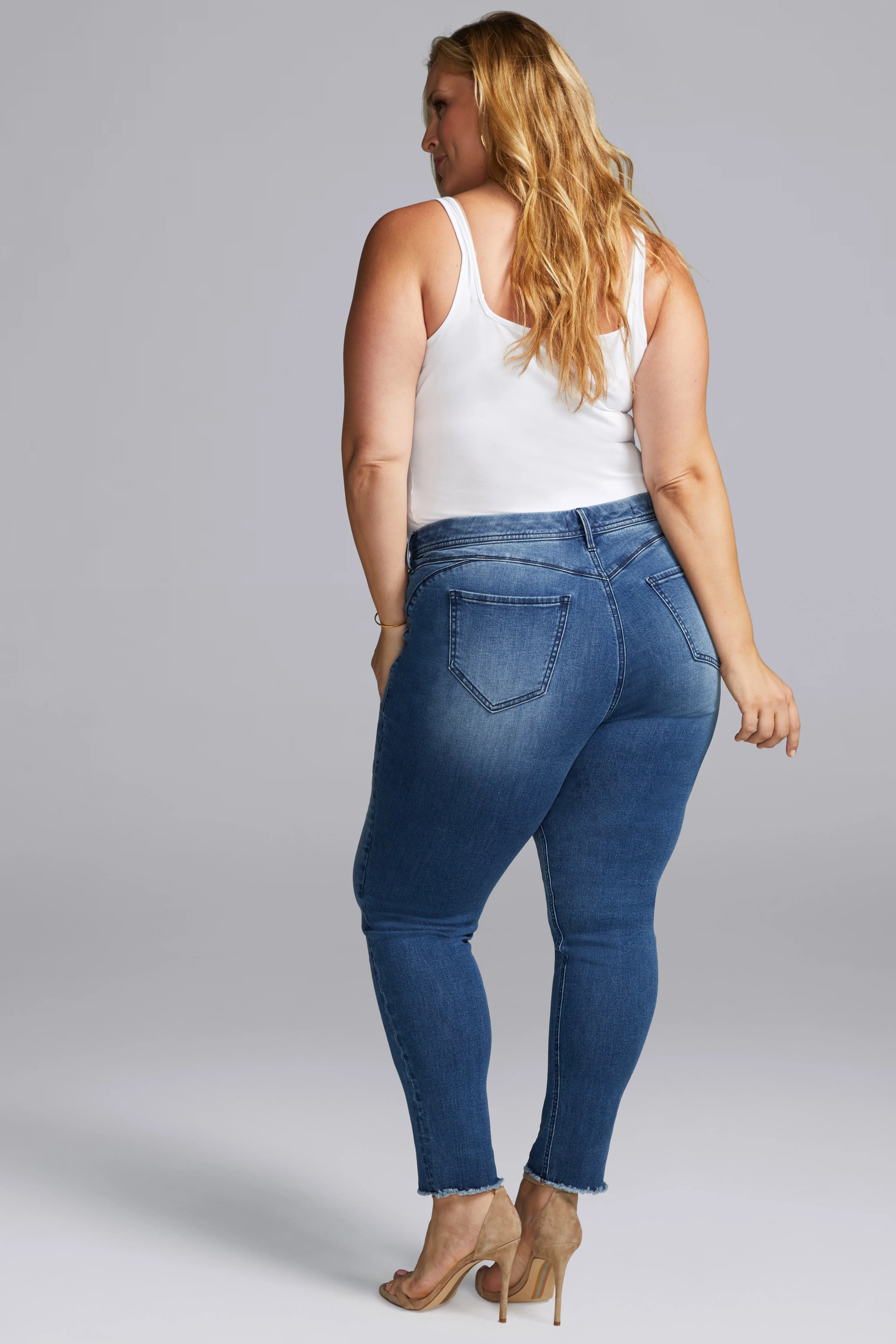 11932-boost-skinny-ankle-jeans-taylor-1.webp
