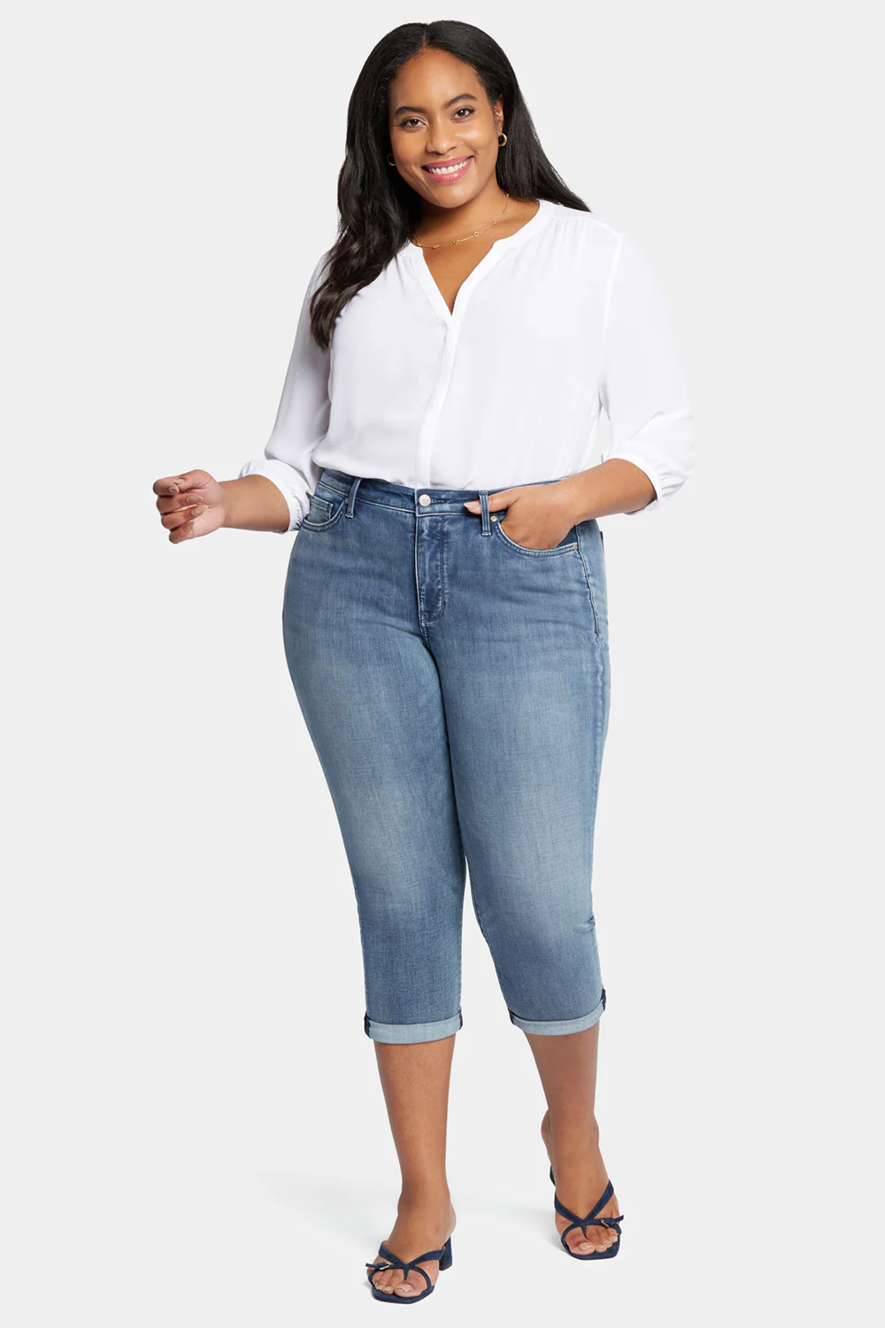 11949-chloe-skinny-capri-jeans-in-plus-size-prelude-1.webp