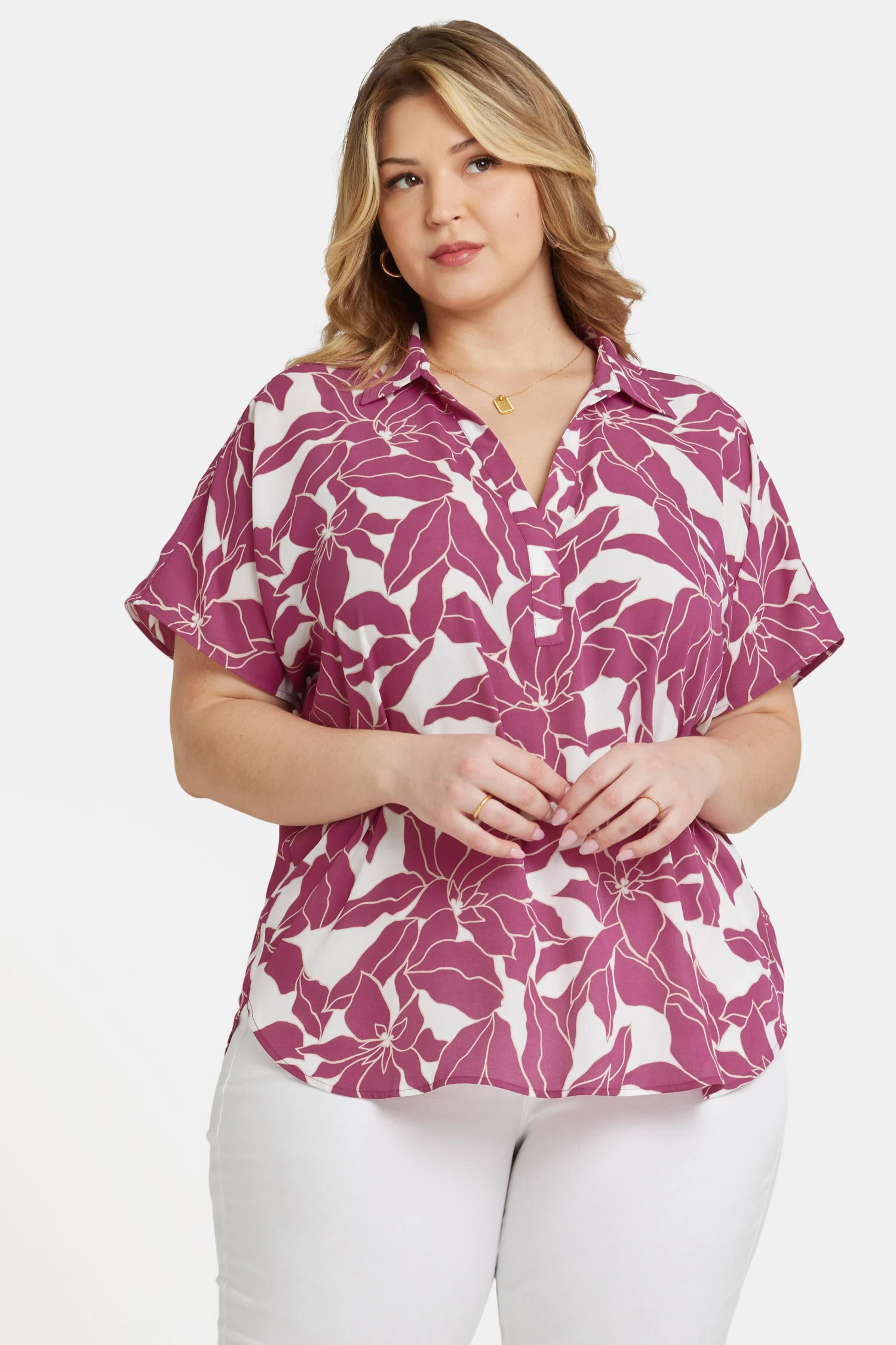 11964-becky-short-sleeved-blouse-in-plus-size-adonia-1.webp