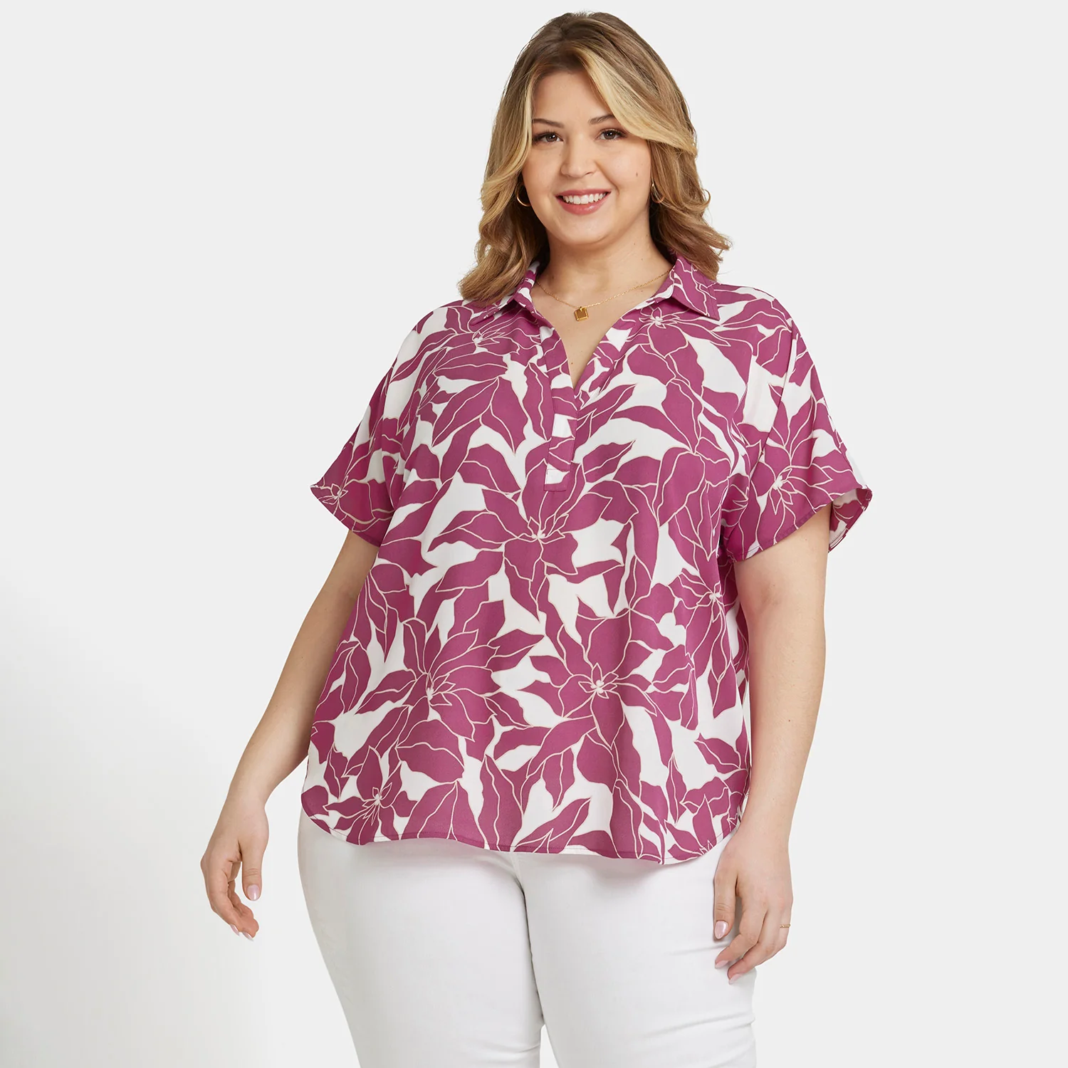11964-becky-short-sleeved-blouse-in-plus-size-adonia-1.webp