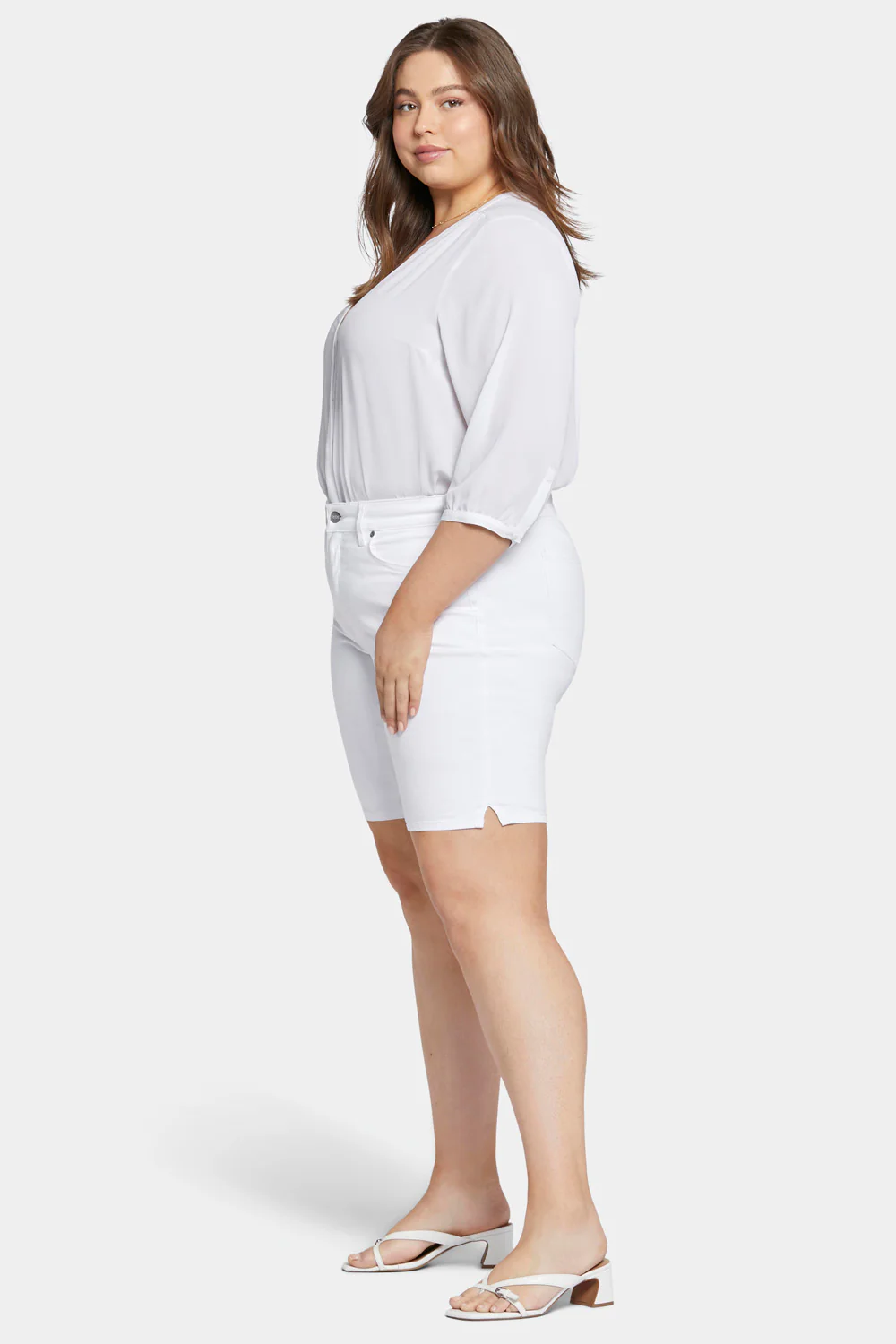 12022-ella-denim-shorts-in-plus-size-optic-white-1.webp
