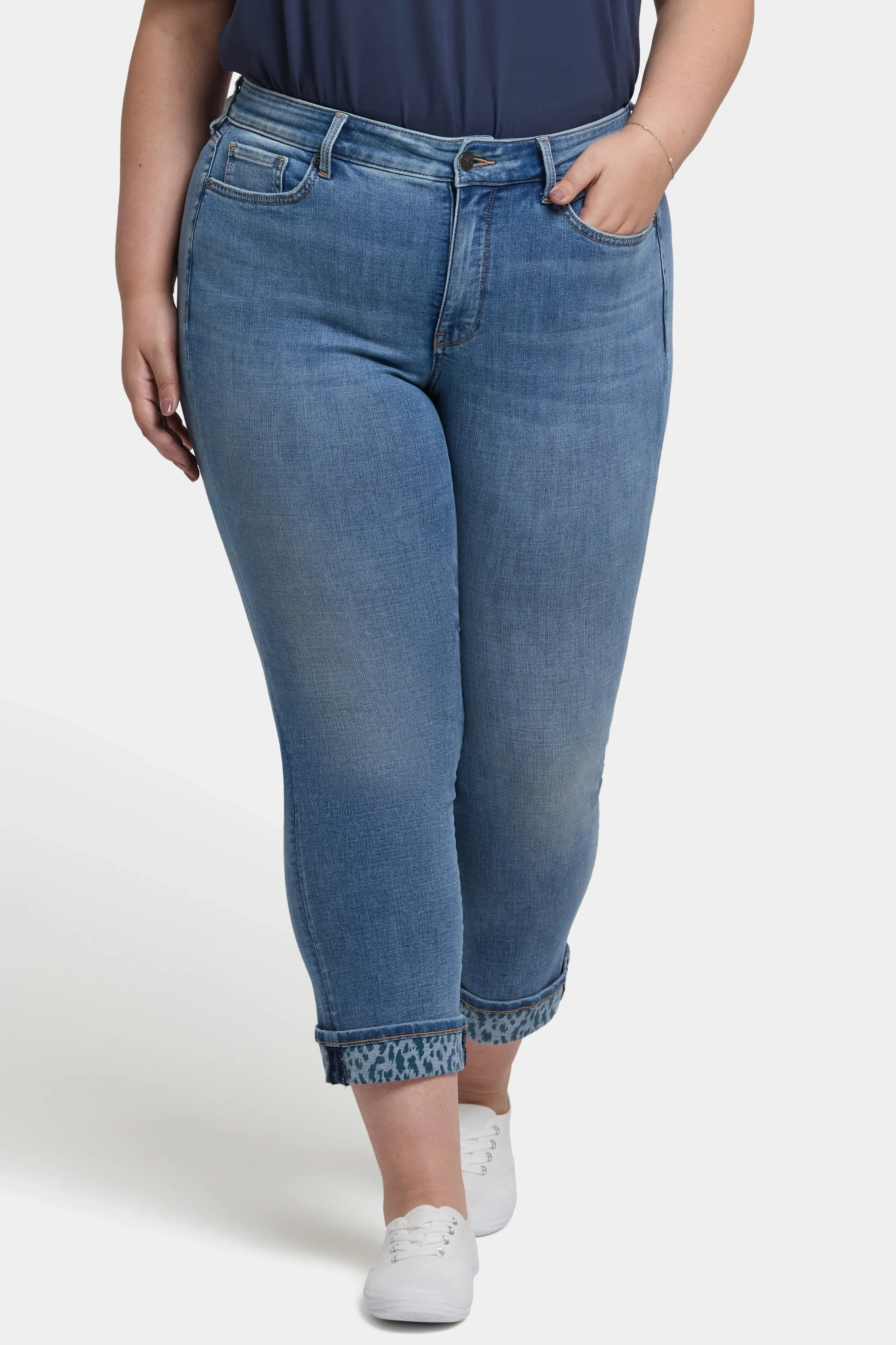 12071-marilyn-straight-ankle-jeans-in-plus-size-barcelona-breeze-1.webp