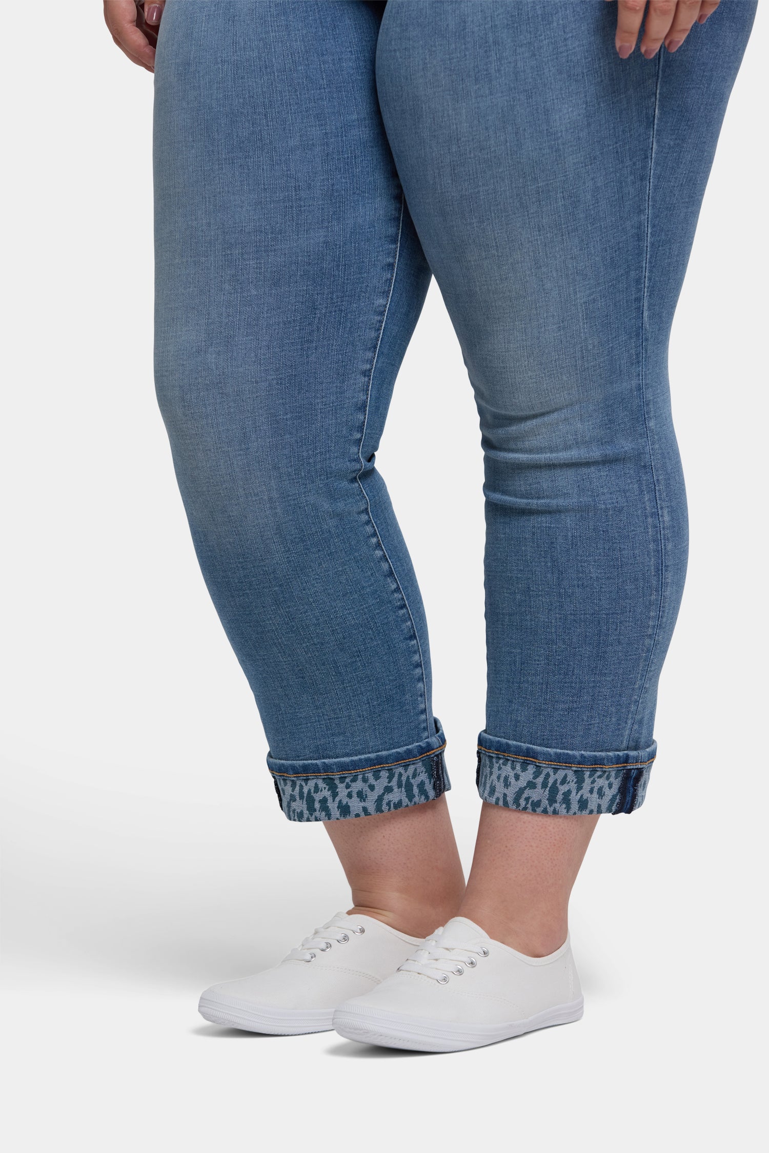 12071-marilyn-straight-ankle-jeans-in-plus-size-barcelona-breeze-1.webp