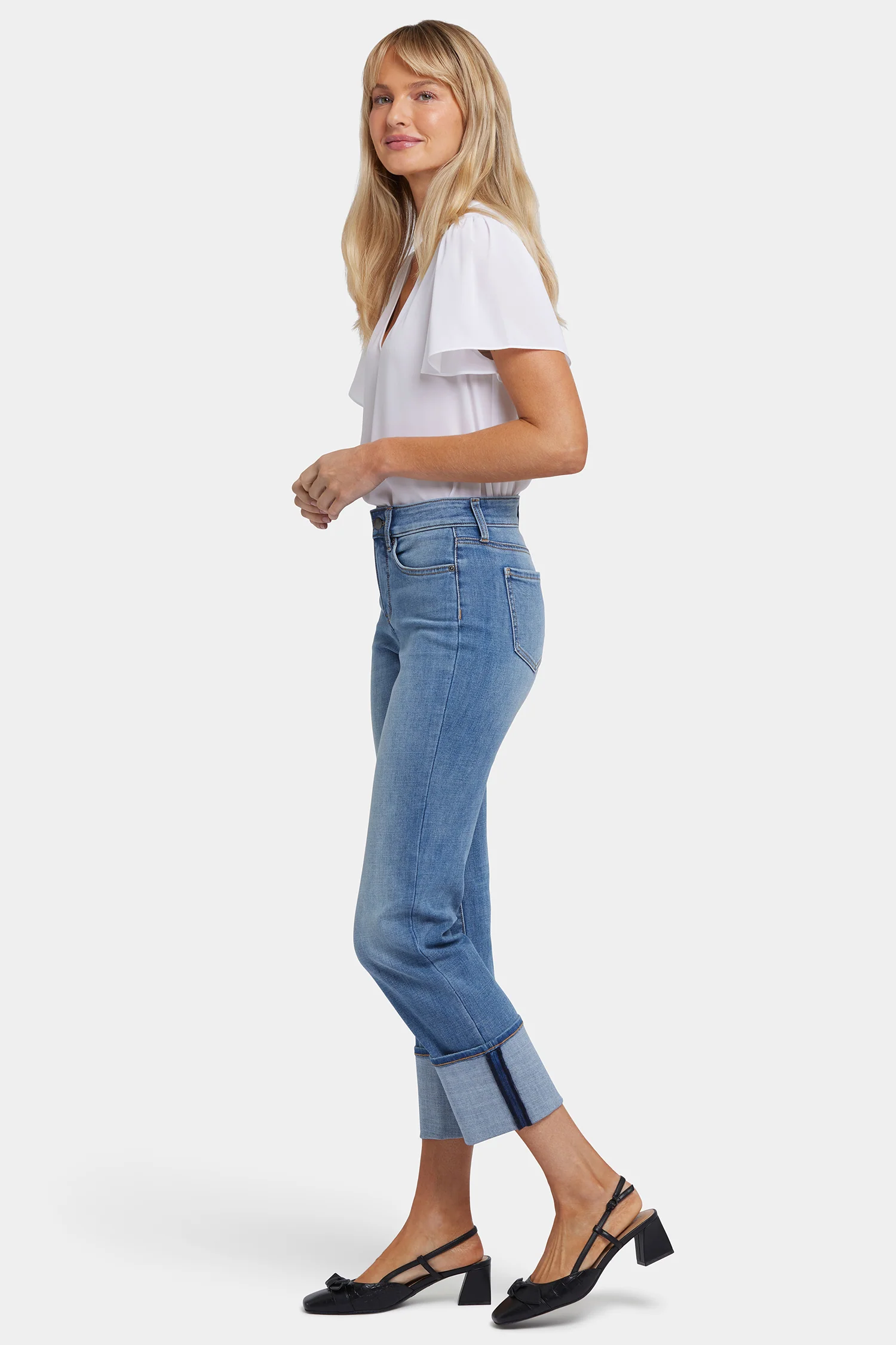 12104-marilyn-straight-jeans-in-petite-barcelona-breeze-1.webp