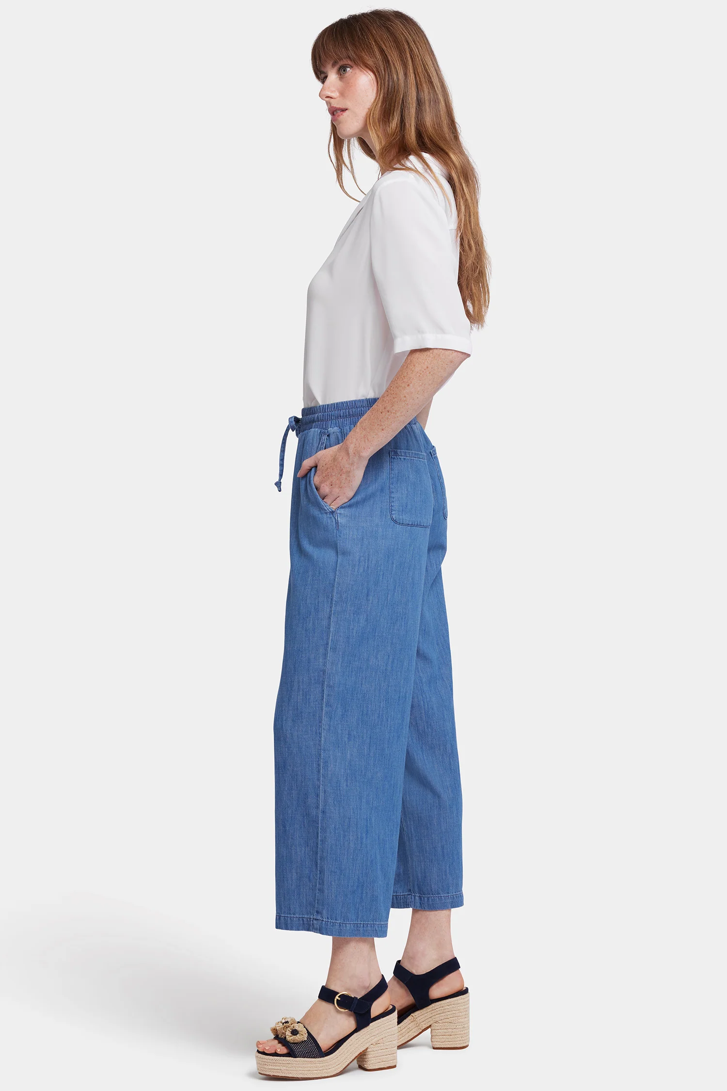 12128-jayne-pull-on-wide-leg-ankle-pants-in-petite-everly-1.webp
