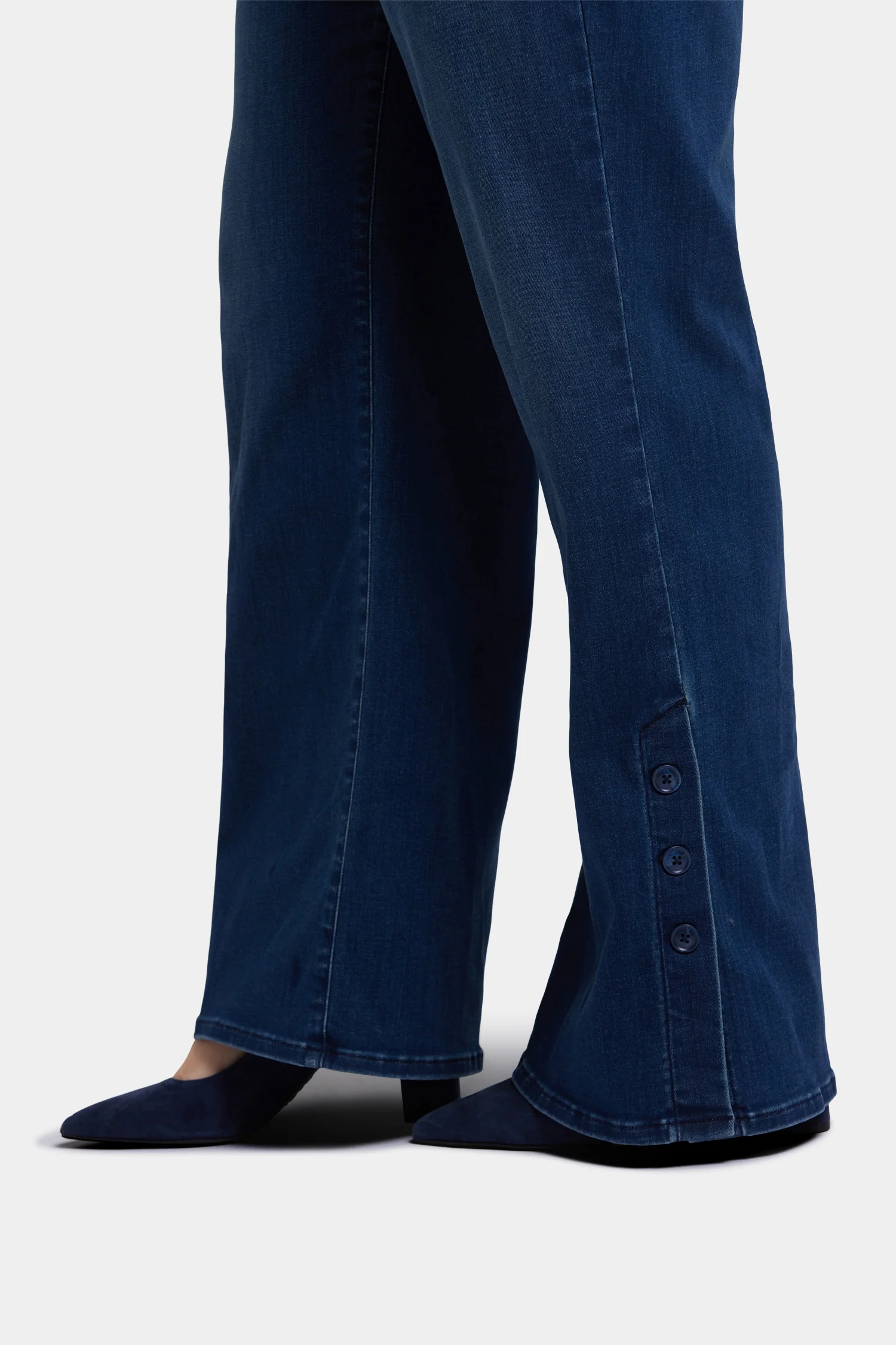 12313-teresa-wide-leg-jeans-in-plus-size-ibiza-blues-1.webp