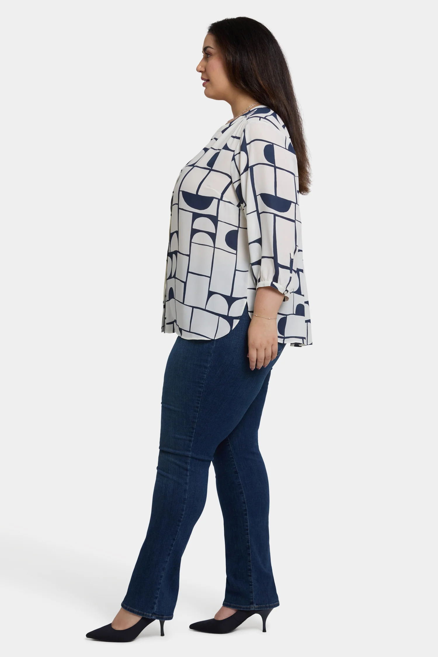 12437-pintuck-blouse-in-plus-size-campo-das-cortes-1.webp