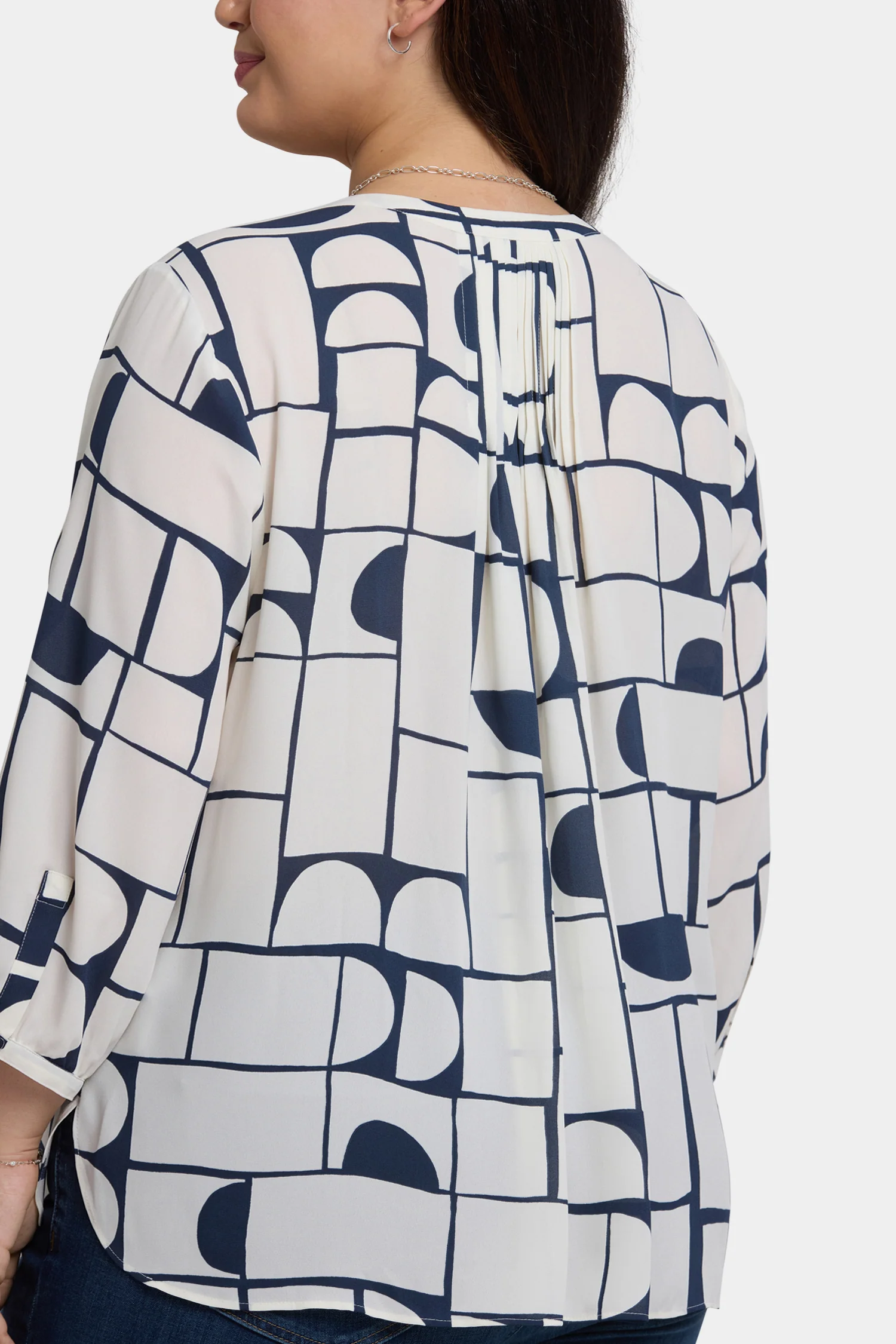 12437-pintuck-blouse-in-plus-size-campo-das-cortes-1.webp