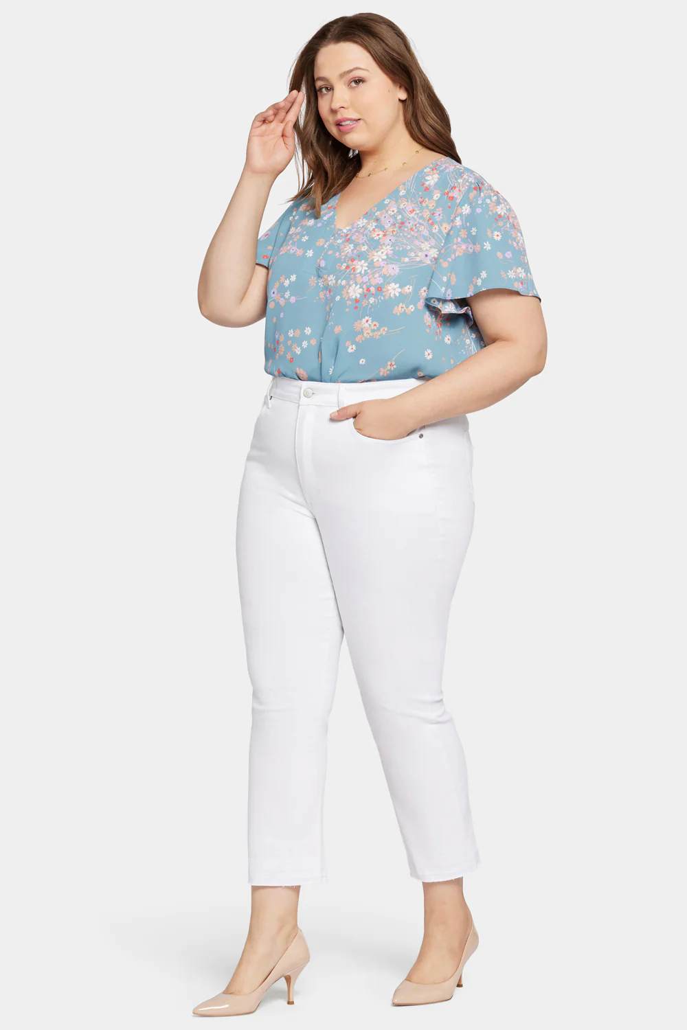 12453-marilyn-straight-ankle-jeans-in-plus-size-optic-white-1.webp