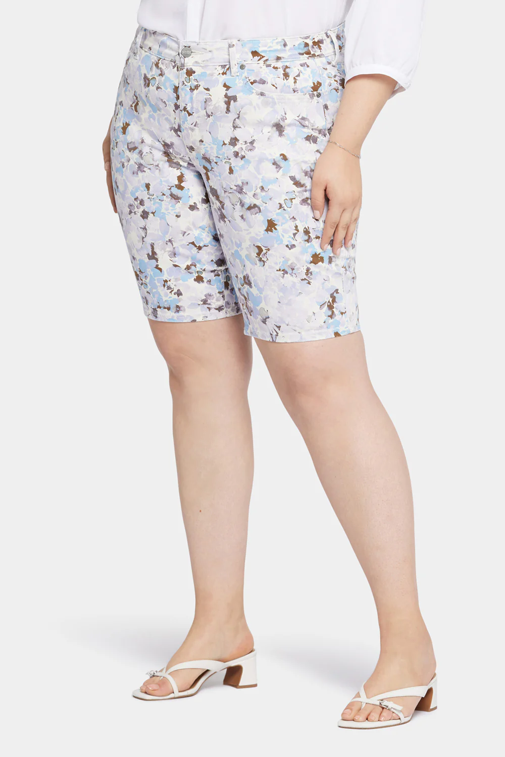 12462-briella-11-inch-denim-shorts-in-plus-size-becca-bouquet-1.webp