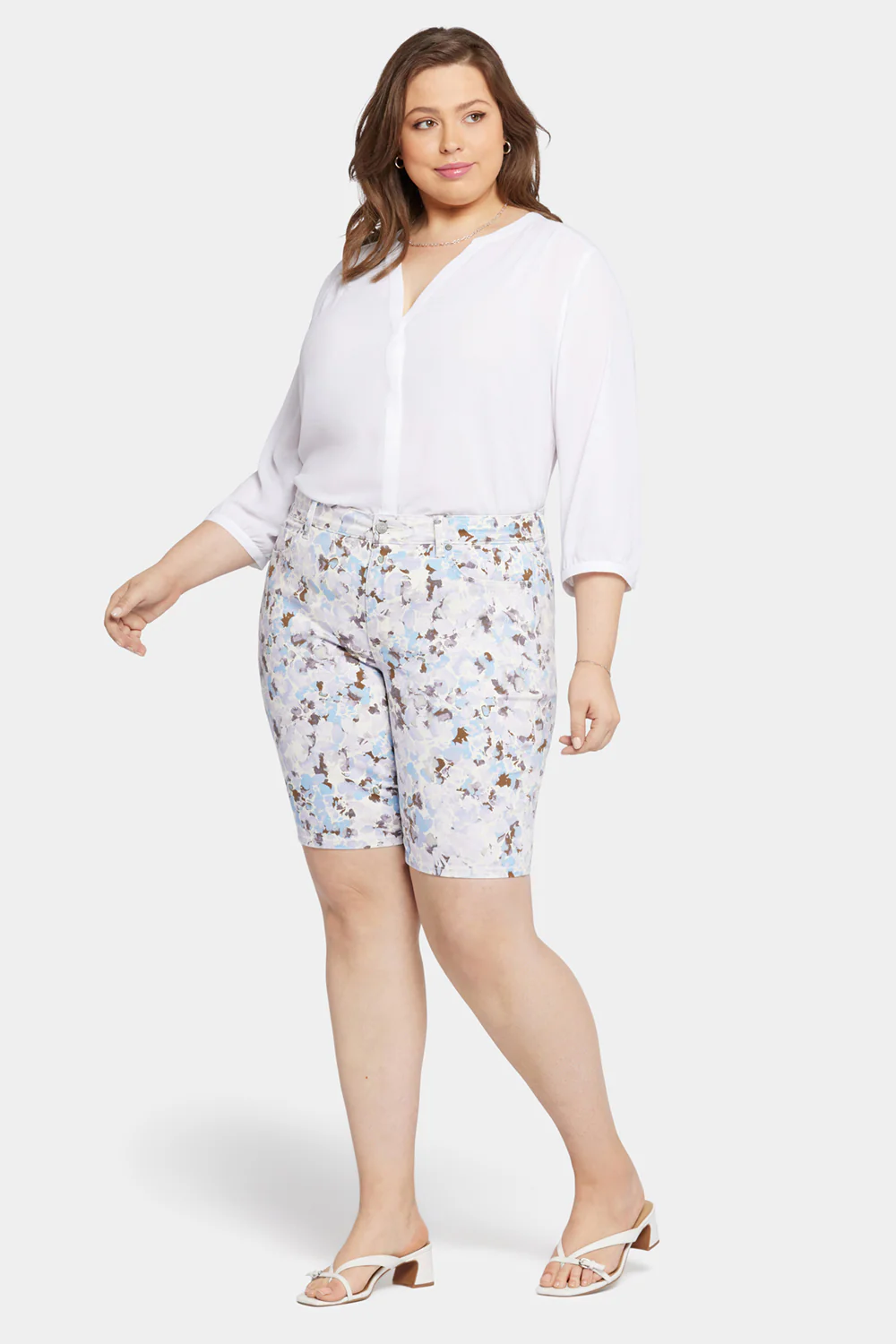 12462-briella-11-inch-denim-shorts-in-plus-size-becca-bouquet-1.webp