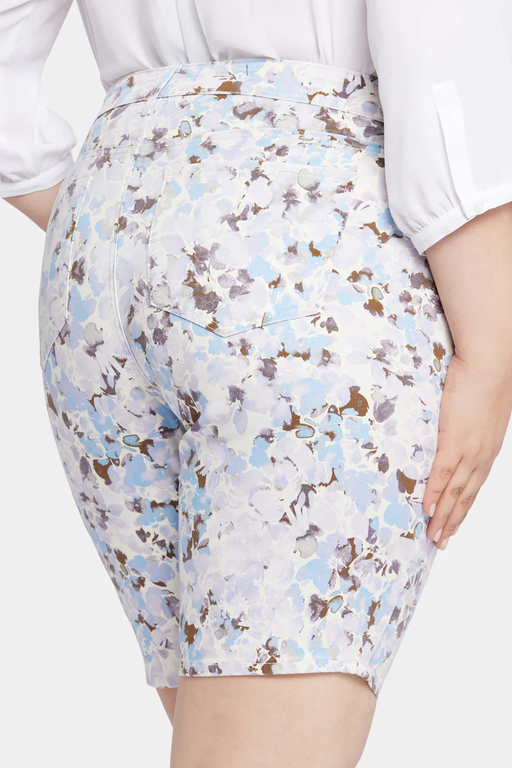 12462-briella-11-inch-denim-shorts-in-plus-size-becca-bouquet-1.webp