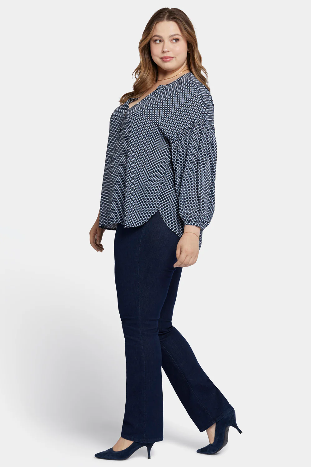 12507-paulina-peasant-blouse-in-plus-size-diamond-peak-1.webp