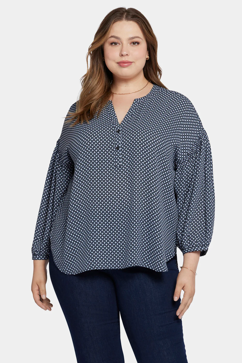 12507-paulina-peasant-blouse-in-plus-size-diamond-peak-1.webp