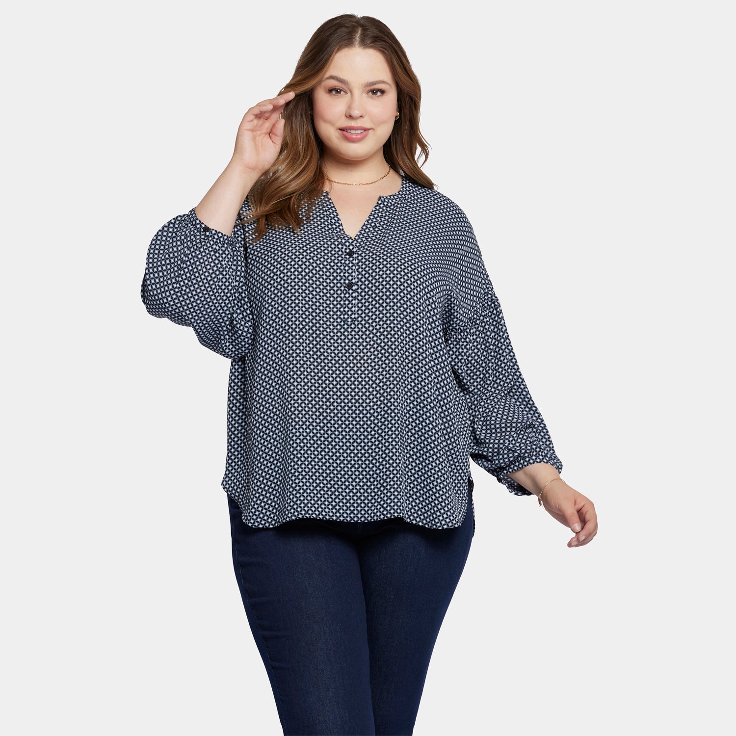 12507-paulina-peasant-blouse-in-plus-size-diamond-peak-1.webp