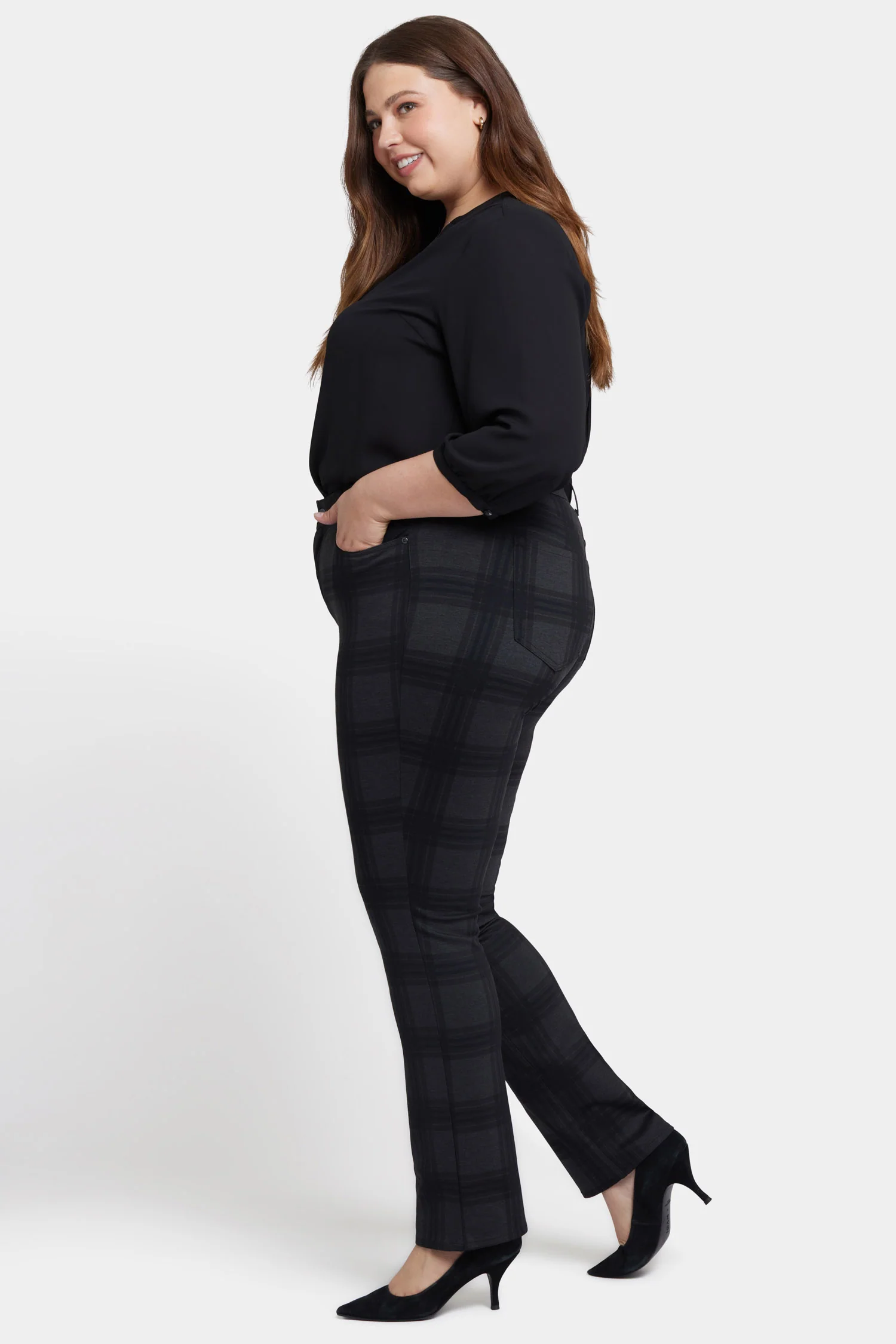 12545-marilyn-straight-pants-in-plus-size-piedmont-plaid-1.webp