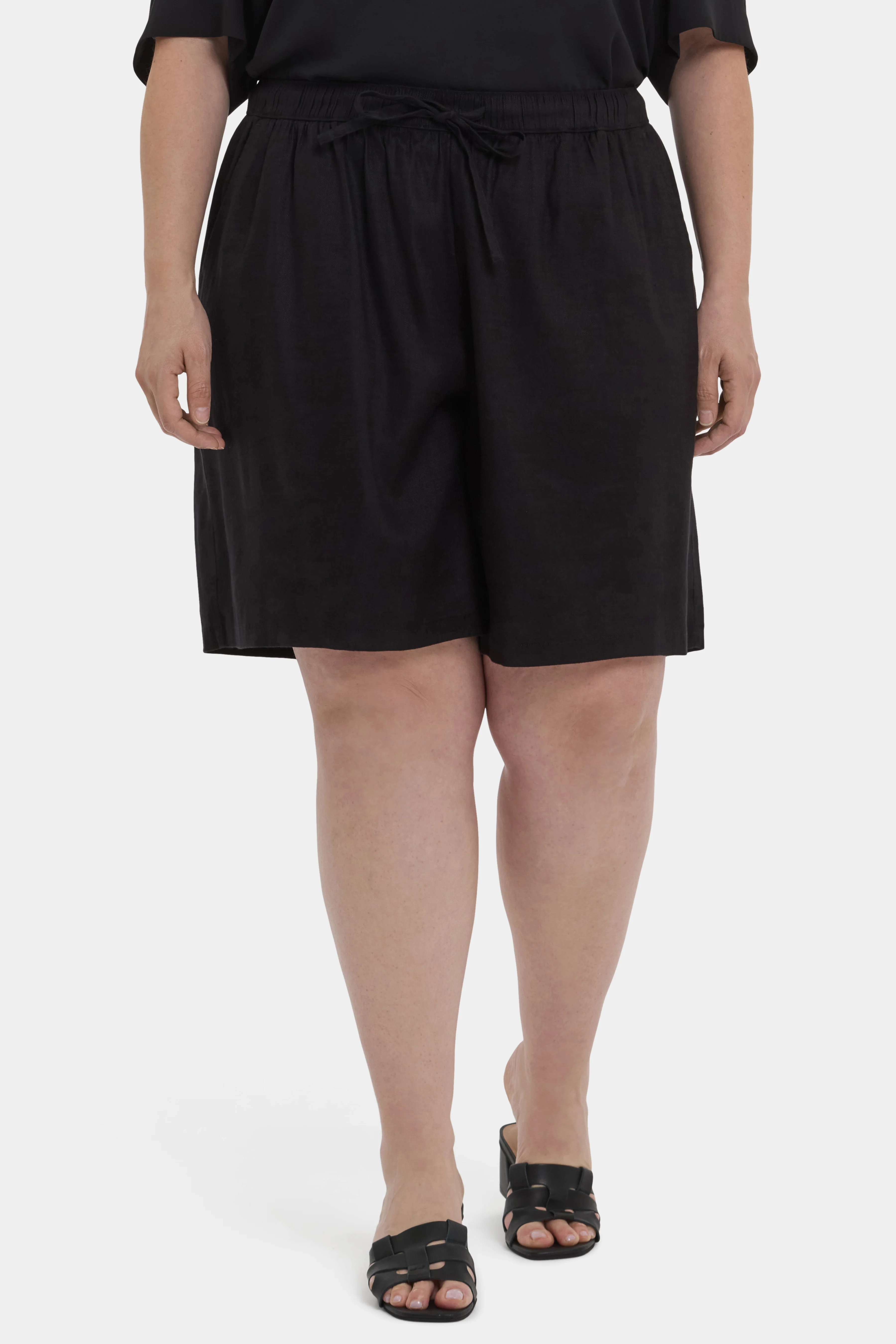 12570-breezy-bermuda-shorts-in-plus-size-black-1.webp
